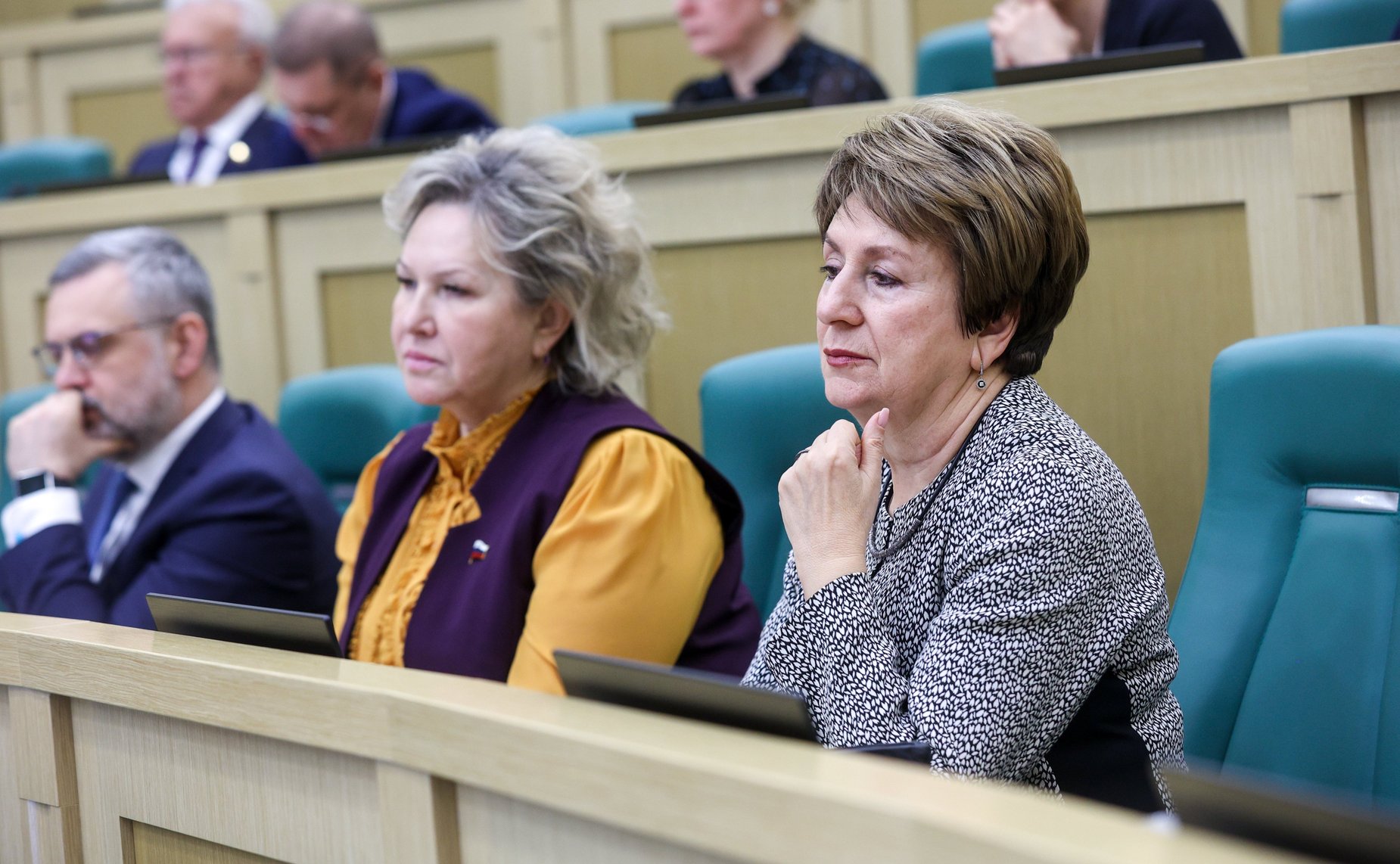 Пленарное заседание XIV Рождественских парламентских встреч