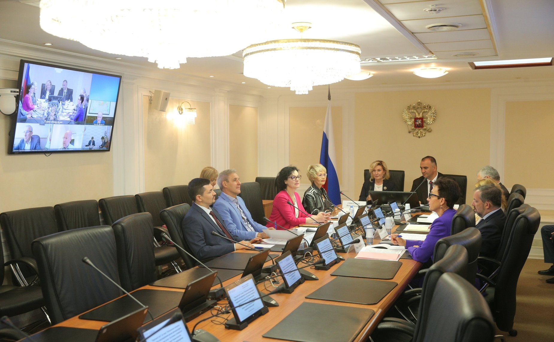 Круглый стол Комитета СФ по социальной политике