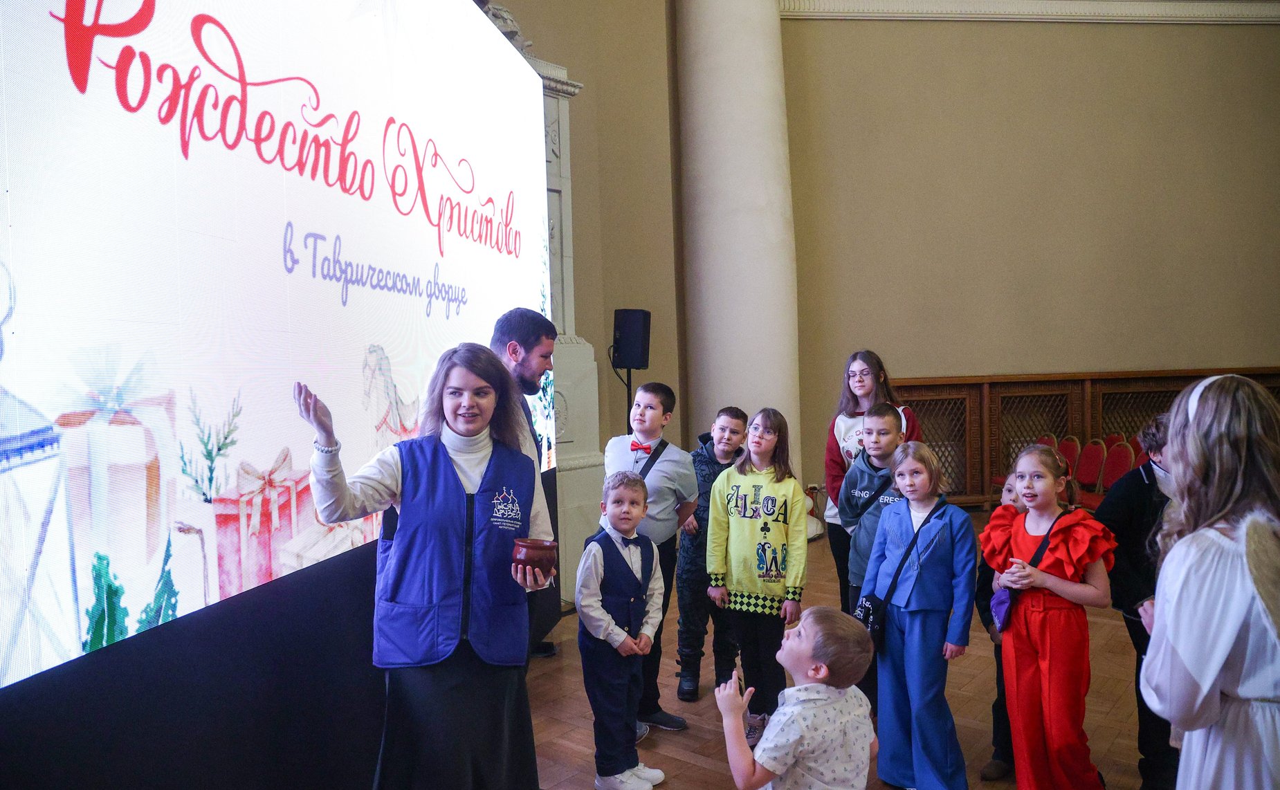 По инициативе Валентины Матвиенко в Таврическом дворце Санкт-Петербурга состоялась Рождественская ёлка для детей участников СВО