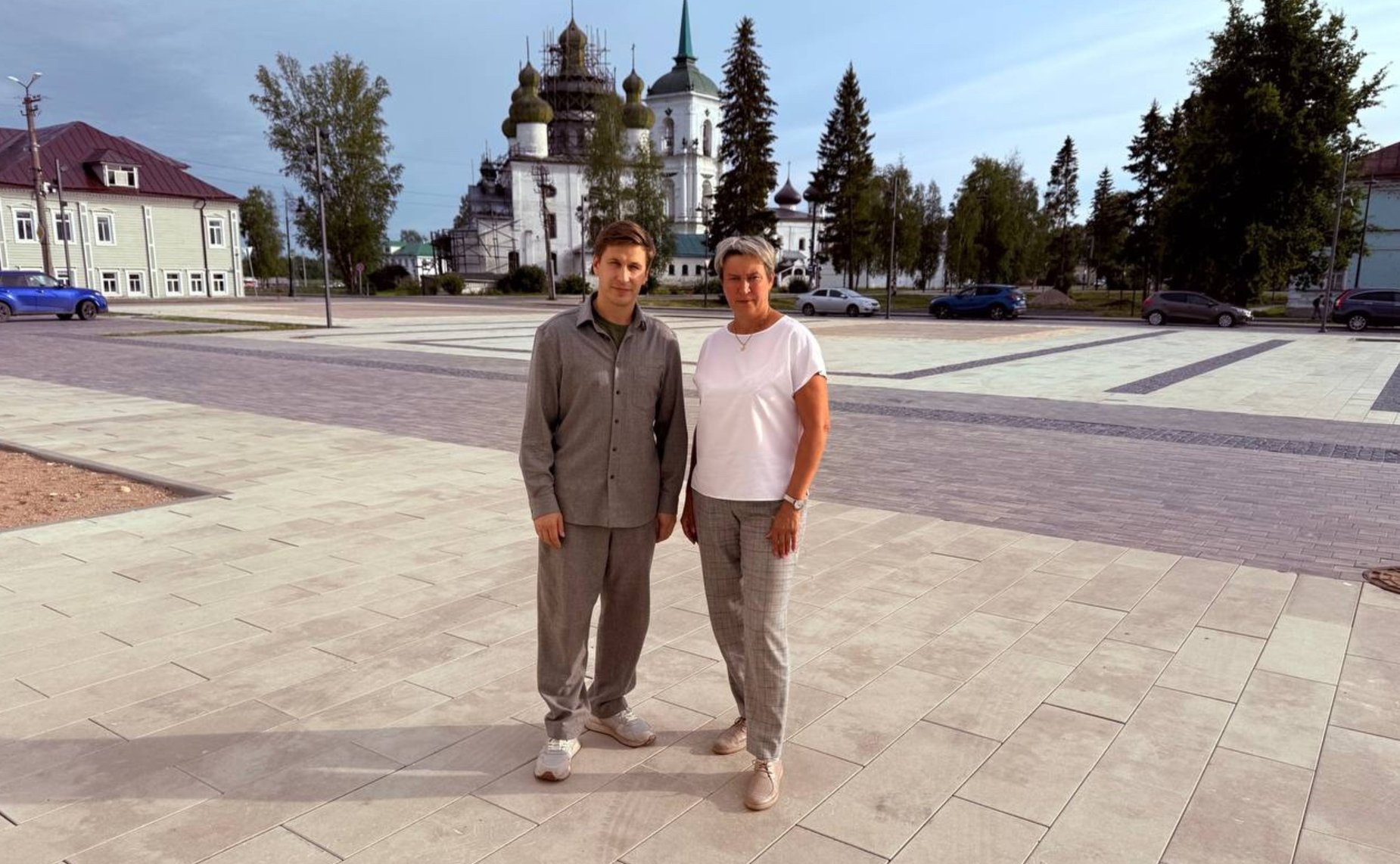 Иван Новиков посетил Коряжму и Каргополь