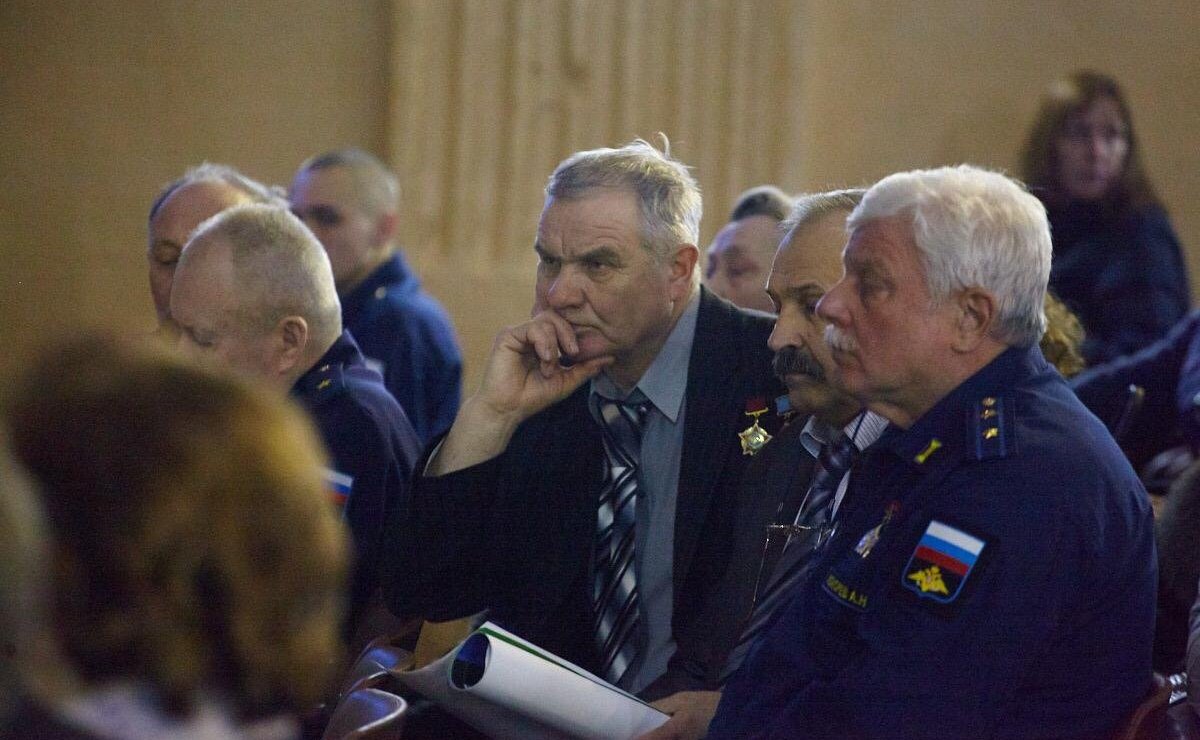 Андрей Турчак встретился с родителями и близкими бойцов, погибших при исполнении служебного долга на Северном Кавказе