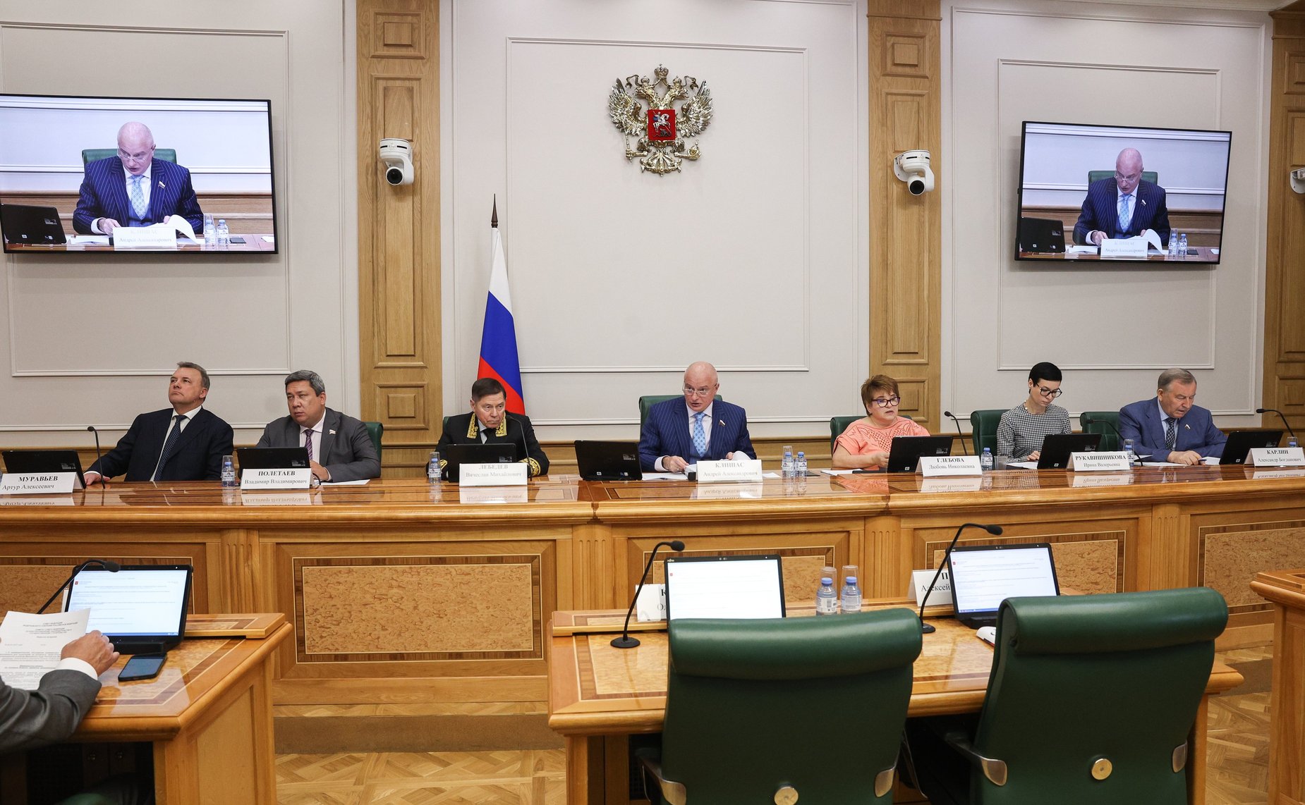 Заседание Комитета СФ по конституционному законодательству и государственному строительству