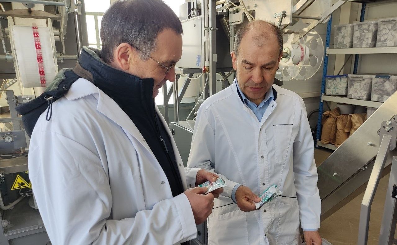 Николай Федоров посетил сельскохозяйственный потребительский перерабатывающий кооператив “Мелилотус„, действующий в деревне Новые Шальтямы Канашского муниципального округа Чувашской Республики