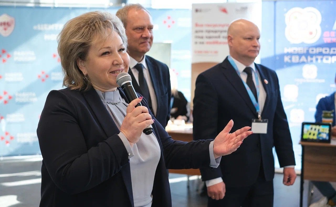 Елена Писарева