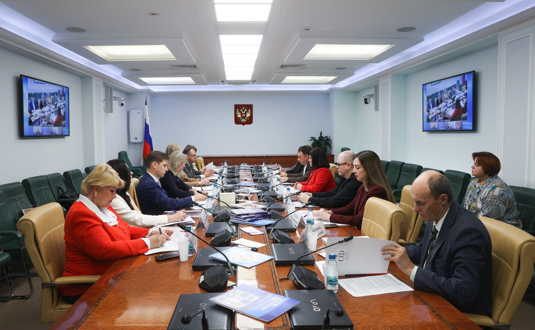 Круглый стол Комитета Совета Федерации по социальной политике «Активное долголетие и «серебряное» добровольчество (волонтерство) в Российской Федерации и Республике Беларусь: опыт, вызовы и перспективы»