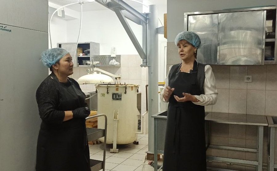 Татьяна Гигель ознакомилась с работой сельскохозяйственного производственного кооператива