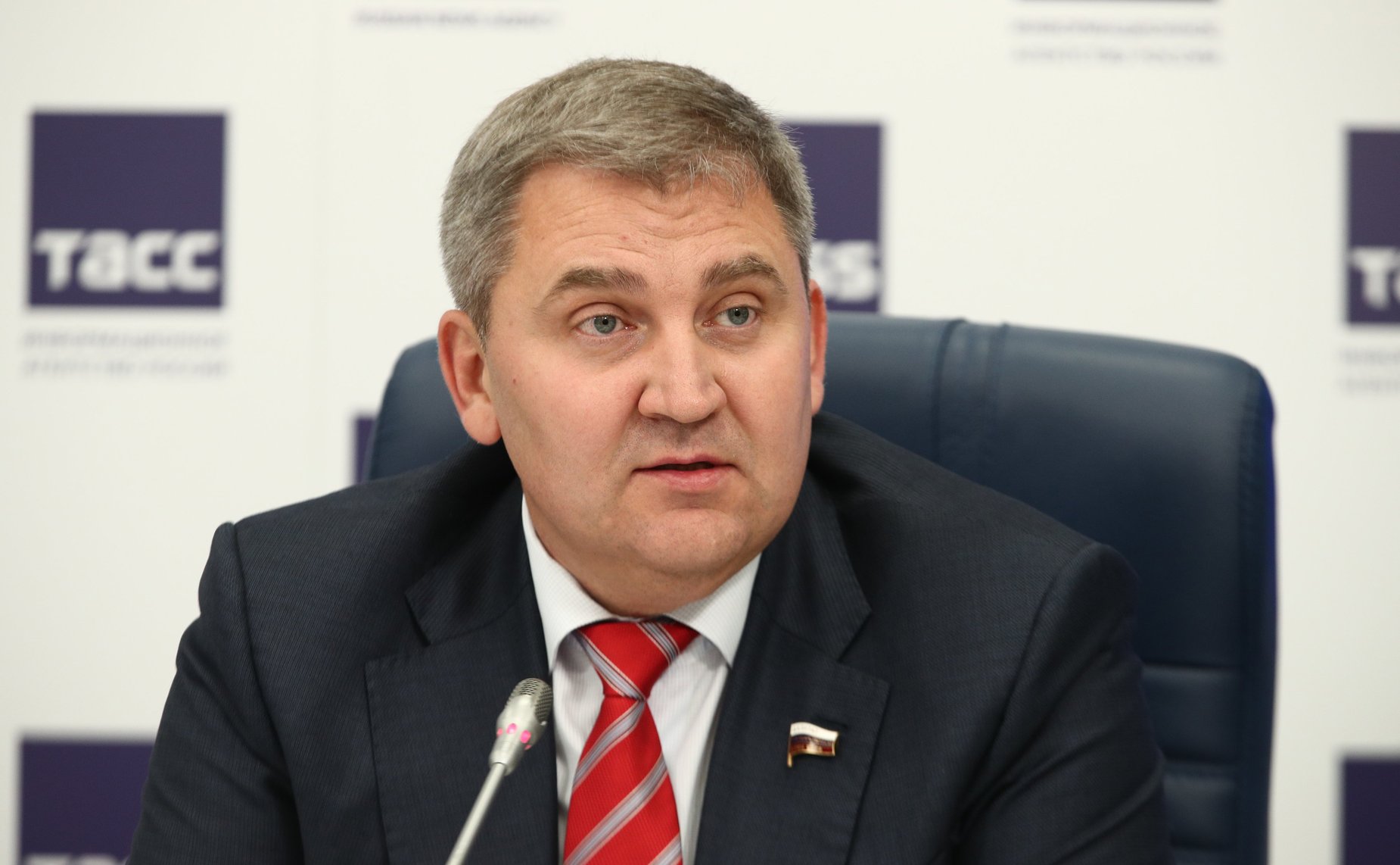 В пресс-центре ТАСС состоялась пресс-конференция, посвященная пилотному рейтингу деятельности контрольно-счетных палат субъектов РФ и представлению его результатов