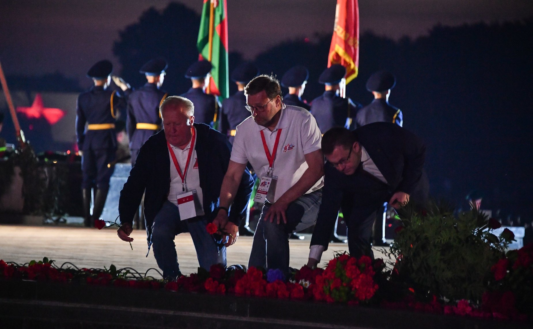Ночной митинг-реквием «Памяти павших будьте достойны»