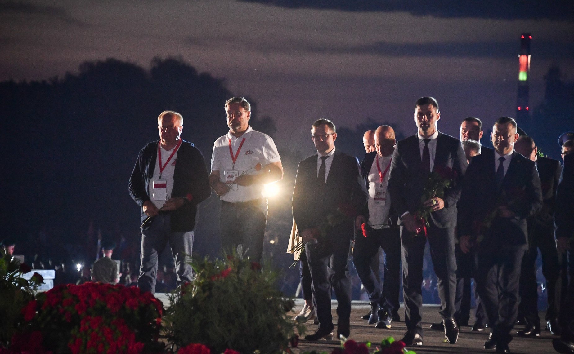 Ночной митинг-реквием «Памяти павших будьте достойны»