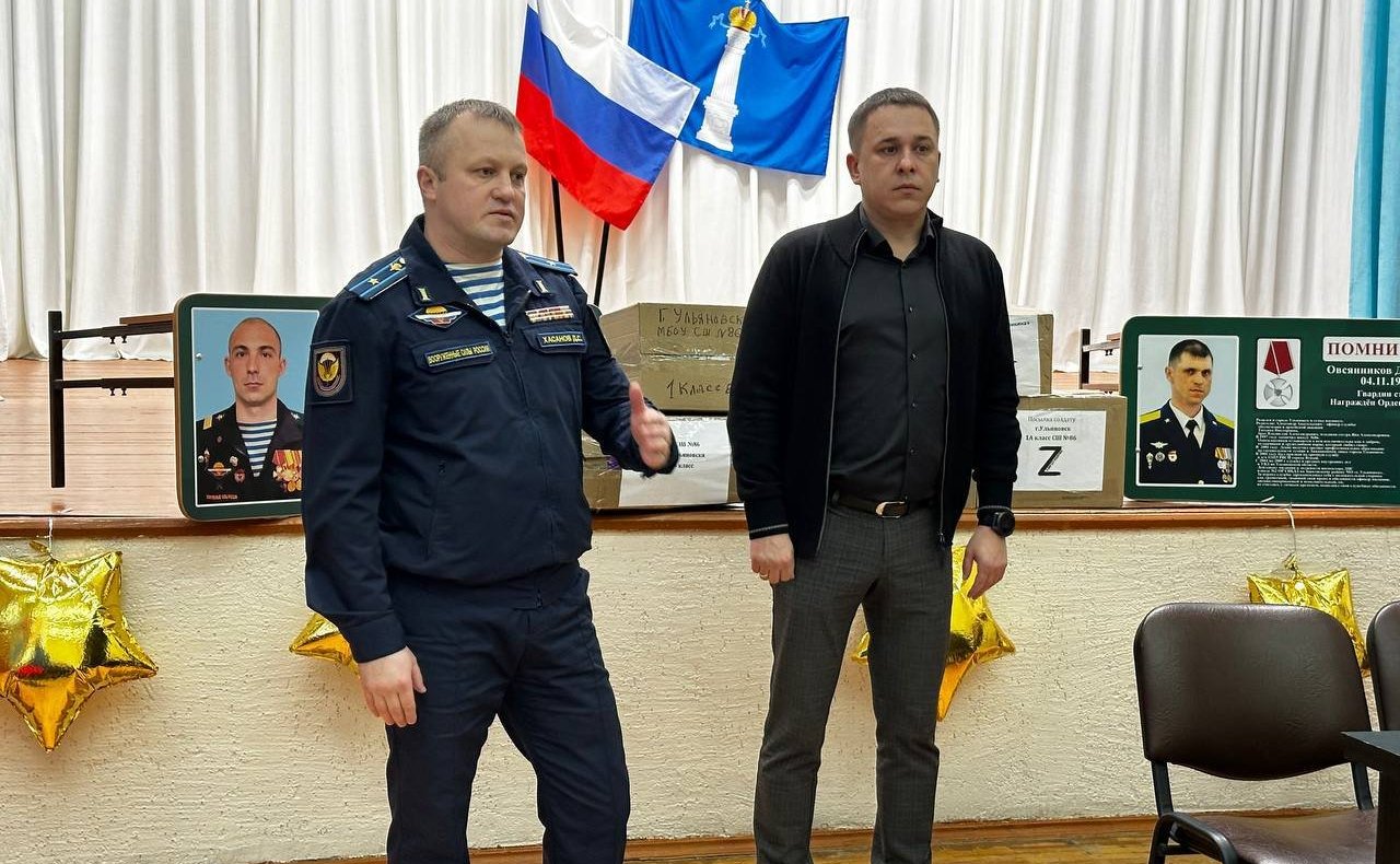 Айрат Гибатдинов посетил в регионе два образовательных учреждения