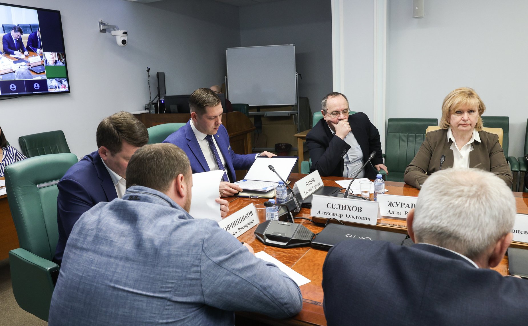 Круглый стол Комитета СФ по экономической политике