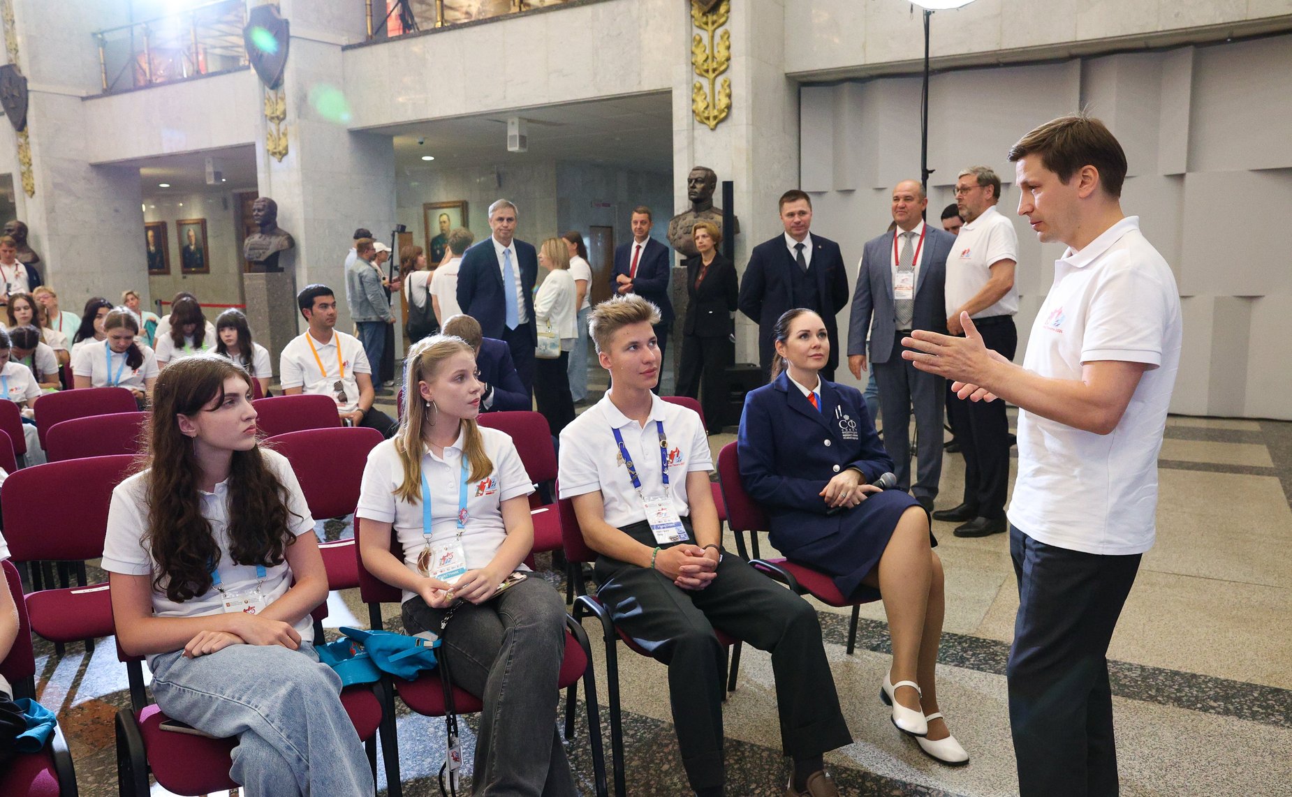 Встреча Председателя Совета Федерации Валентины Матвиенко с участниками культурно-образовательного проекта «Поезд памяти»