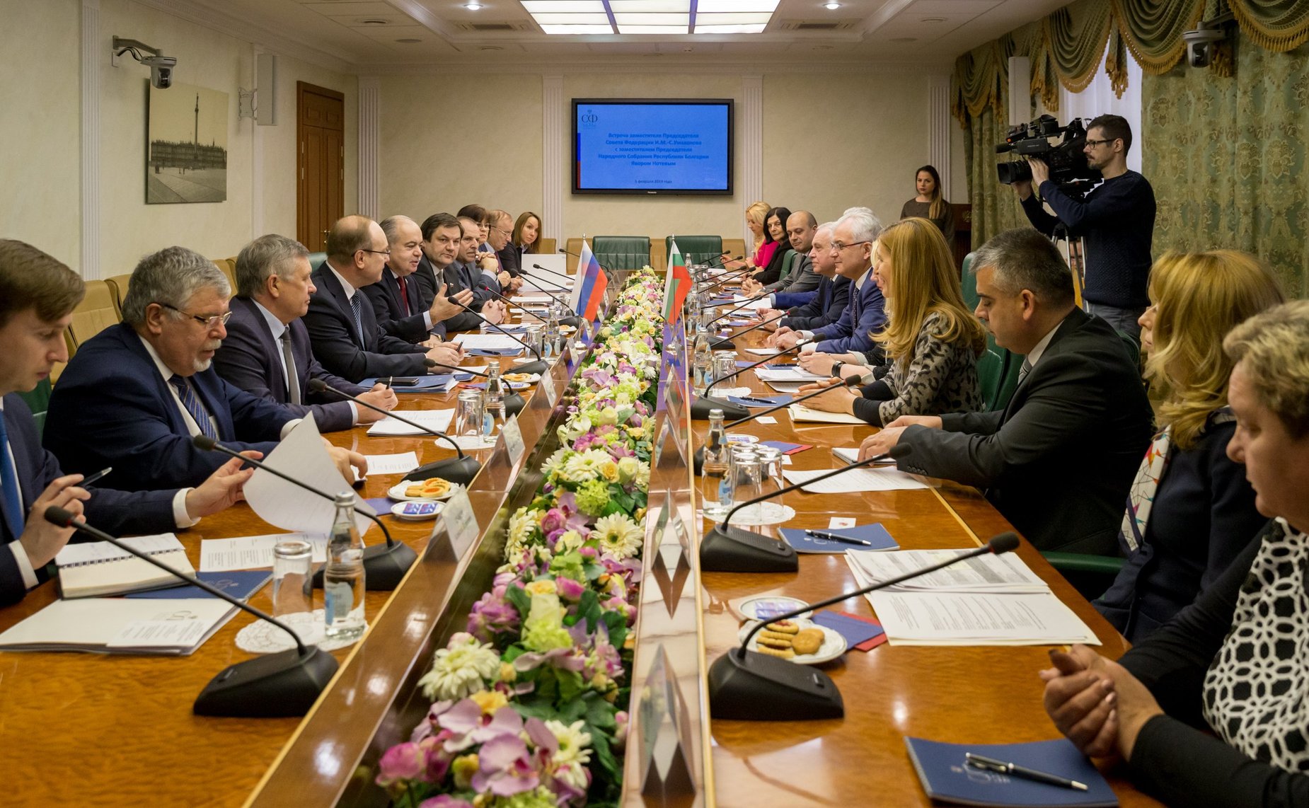 Встреча Ильяса Умаханова c заместителем Председателя народного Собрания Республики Болгарии Явором Нотевым