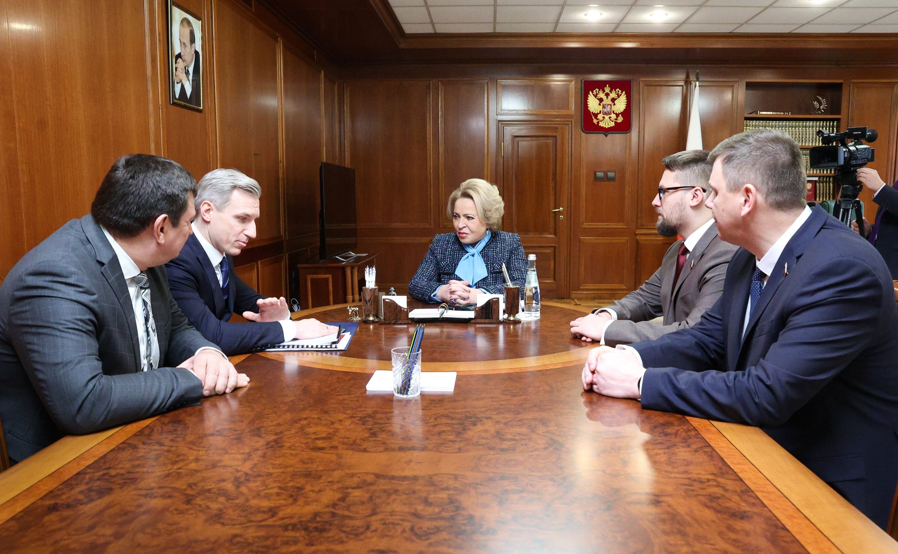 Валентина Матвиенко провела встречу с руководством Смоленской области