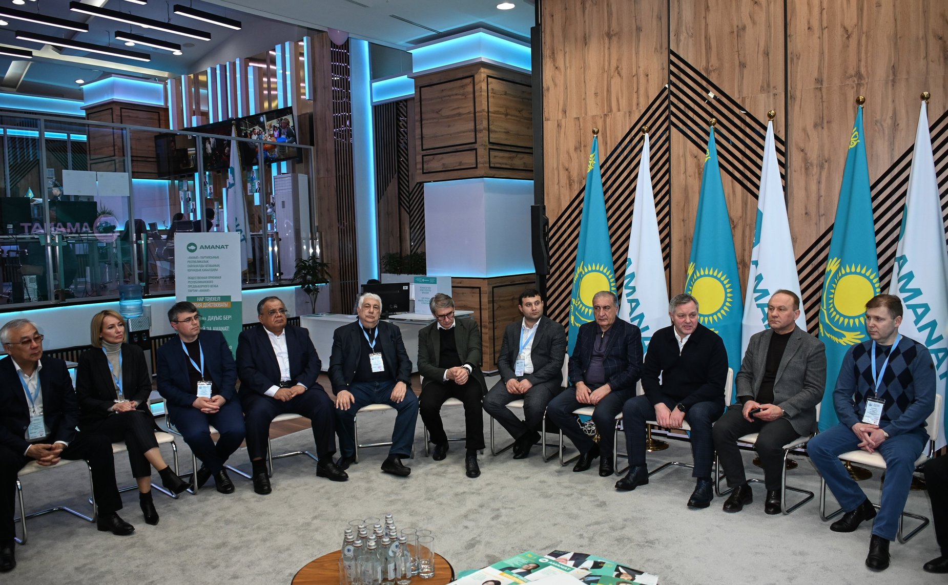 Сенаторы РФ приняли участие в наблюдении за проведением внеочередных выборов депутатов Мажилиса Парламента Республики Казахстан в составе миссий международных наблюдателей