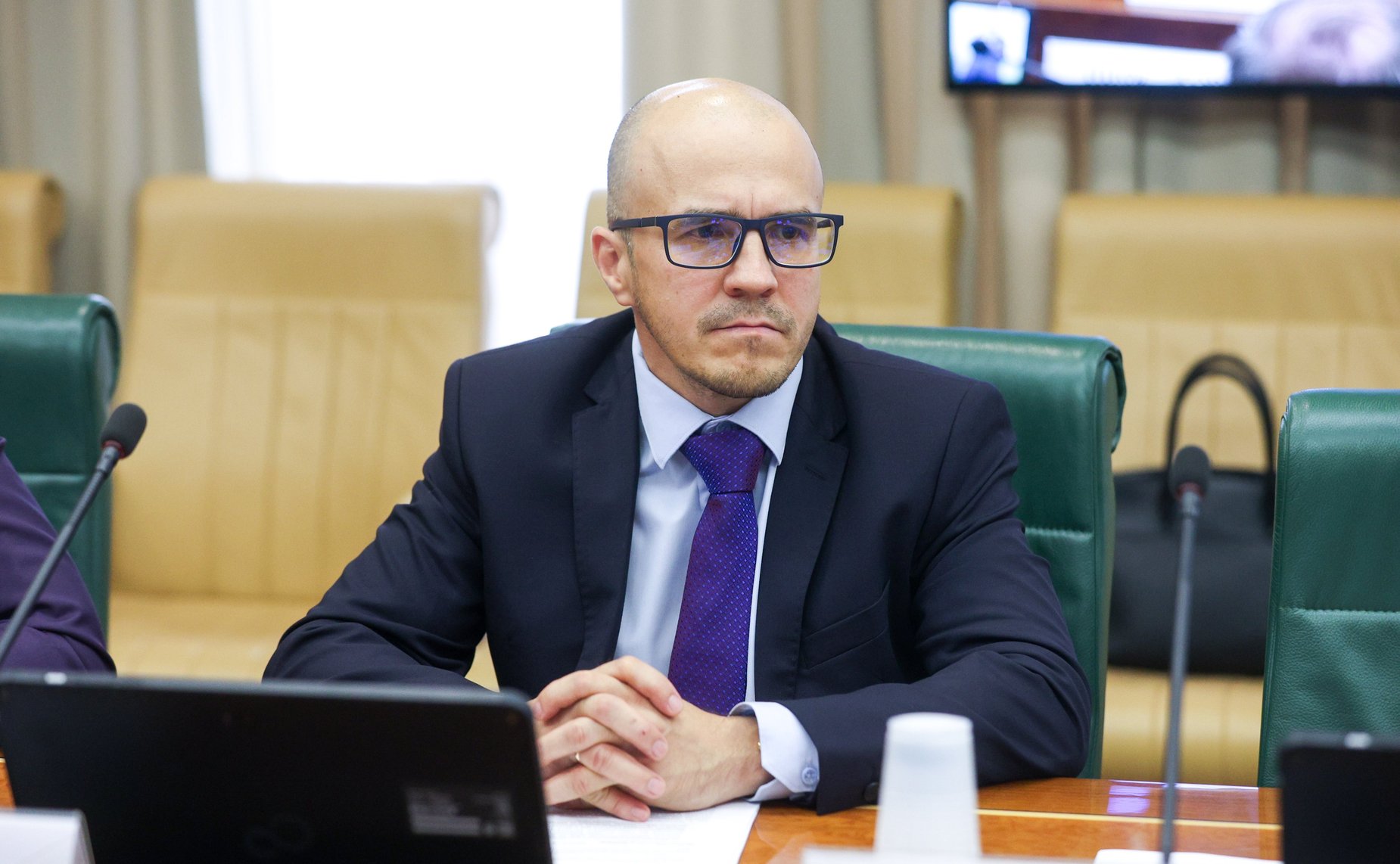 Круглый стол Комитета СФ по экономической политике «О правоприменительной практике в части недискриминационного доступа операторов связи к инфраструктуре многоквартирных домов в целях обеспечения граждан услугами связи»