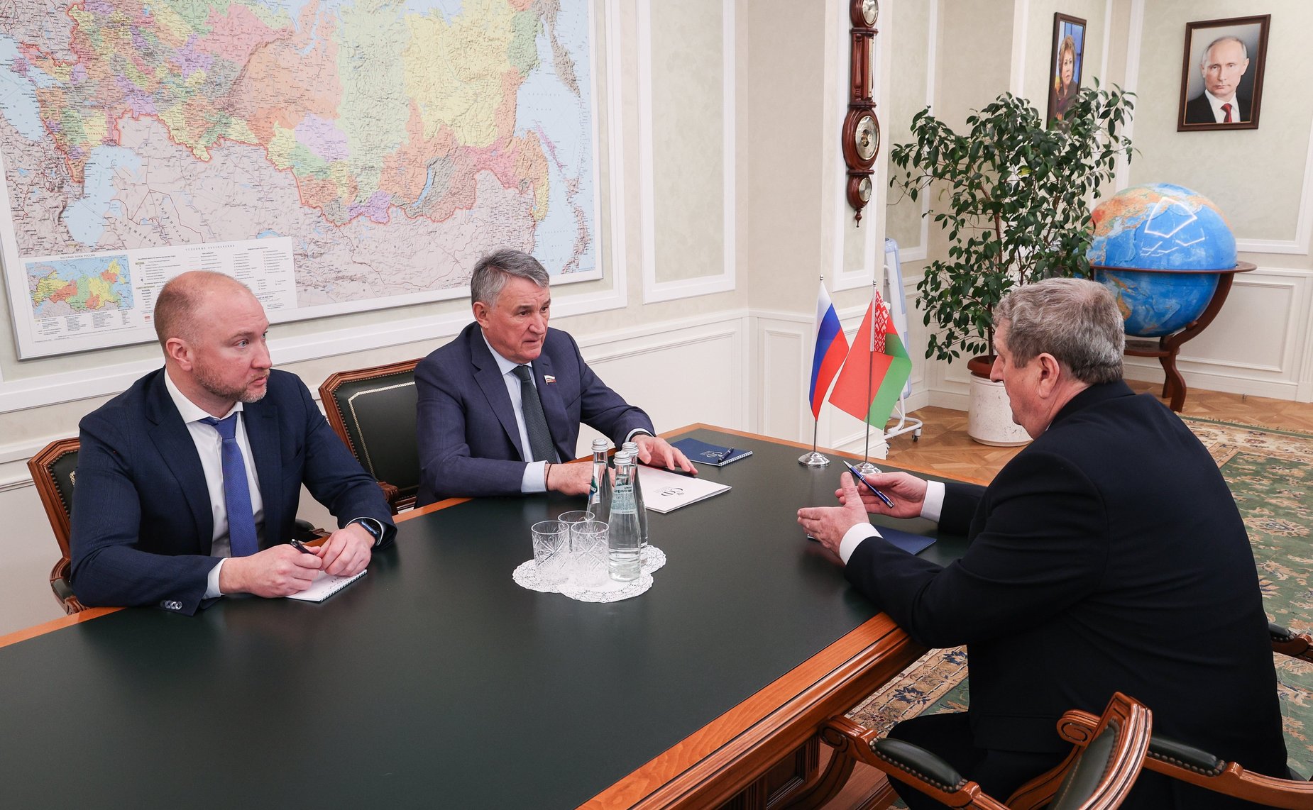 Встреча Юрия Воробьева с председателем Постоянной комиссии Совета Республики Национального собрания Республики Беларусь по региональной политике и местному самоуправлению, координатором группы международных наблюдателей от МПА СНГ