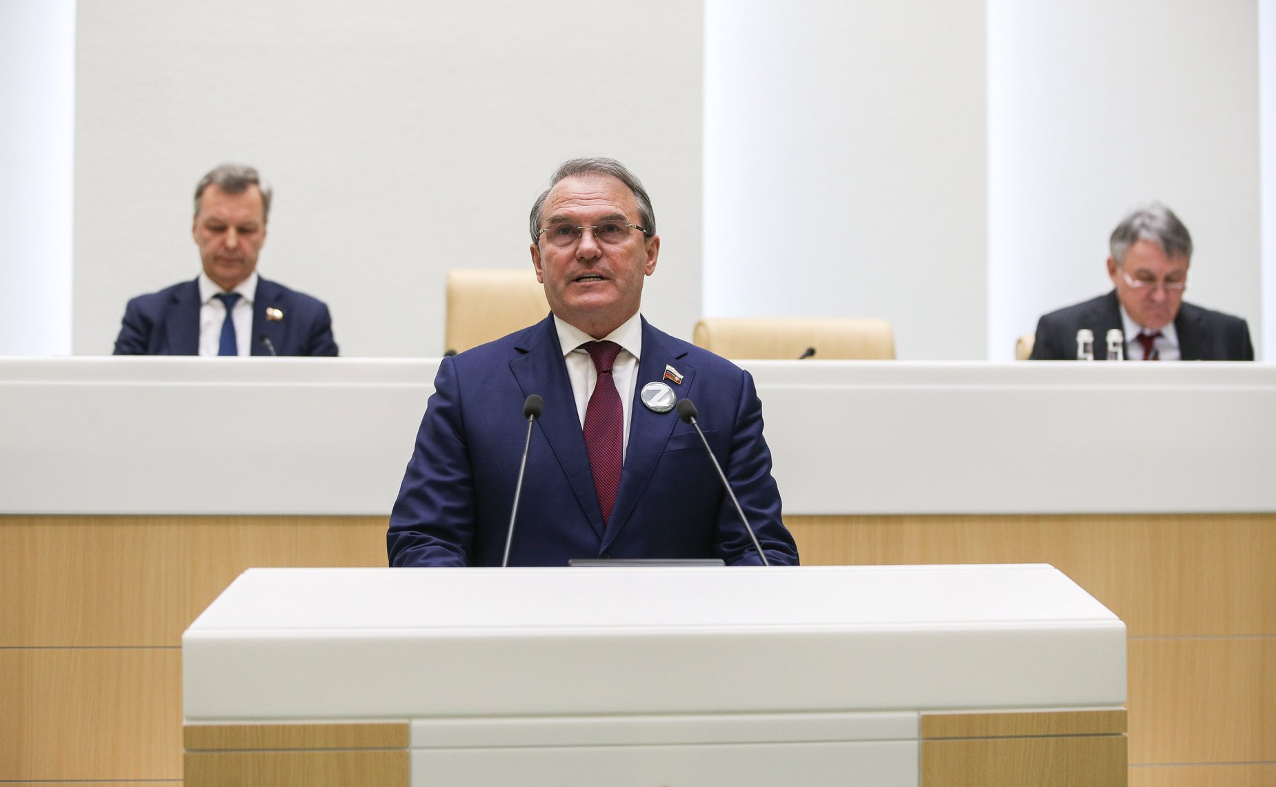 Игорь Морозов