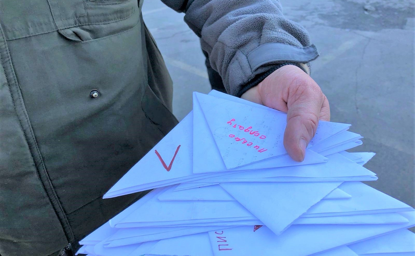 Григорий Ледков принял участие в выездной культурно-гуманитарной миссии в Мариуполе