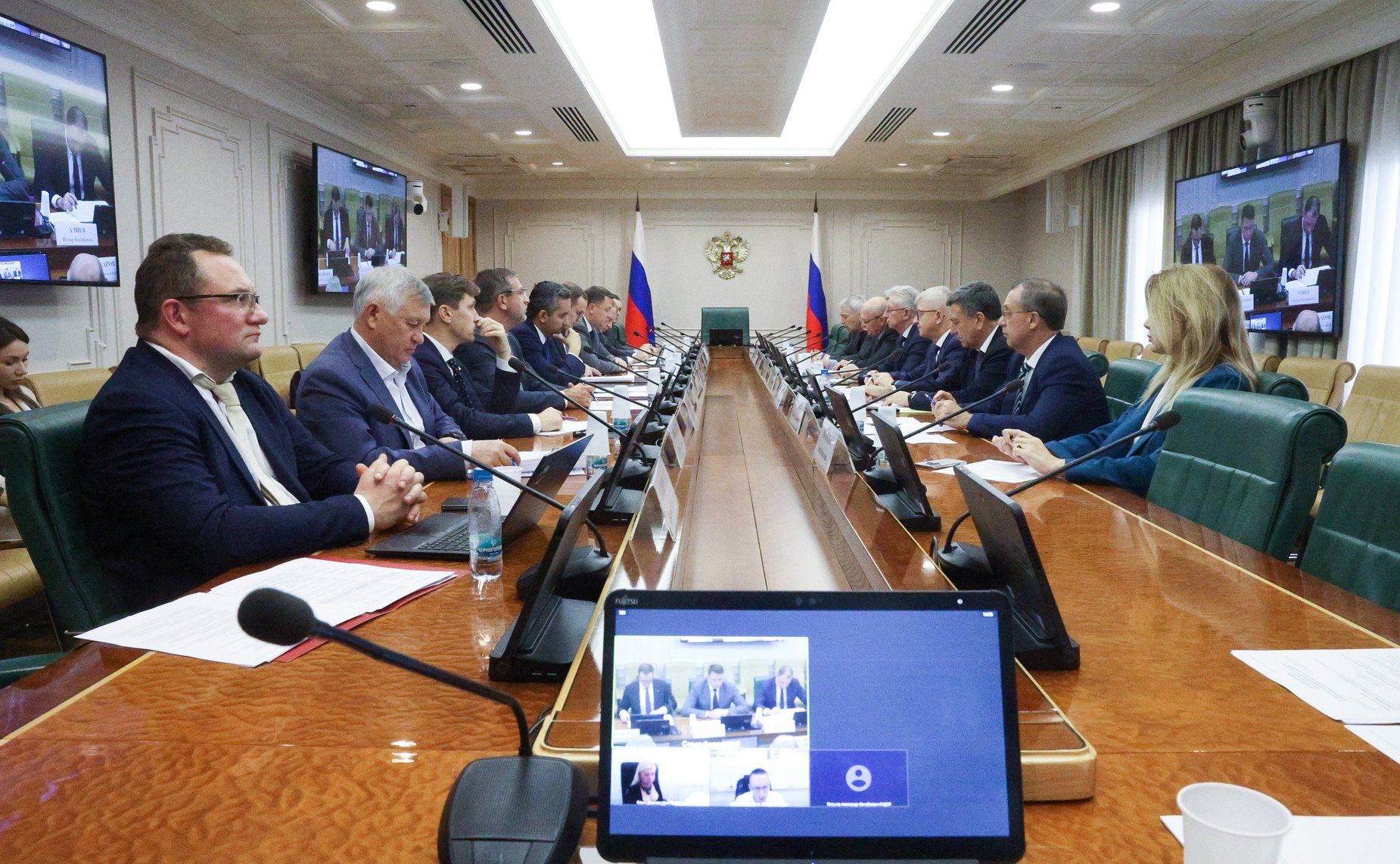 Круглый стол Комитета Совета Федерации по экономической политике «О мерах по увеличению протяженности приведенных в нормативное состояние мостов и путепроводов»