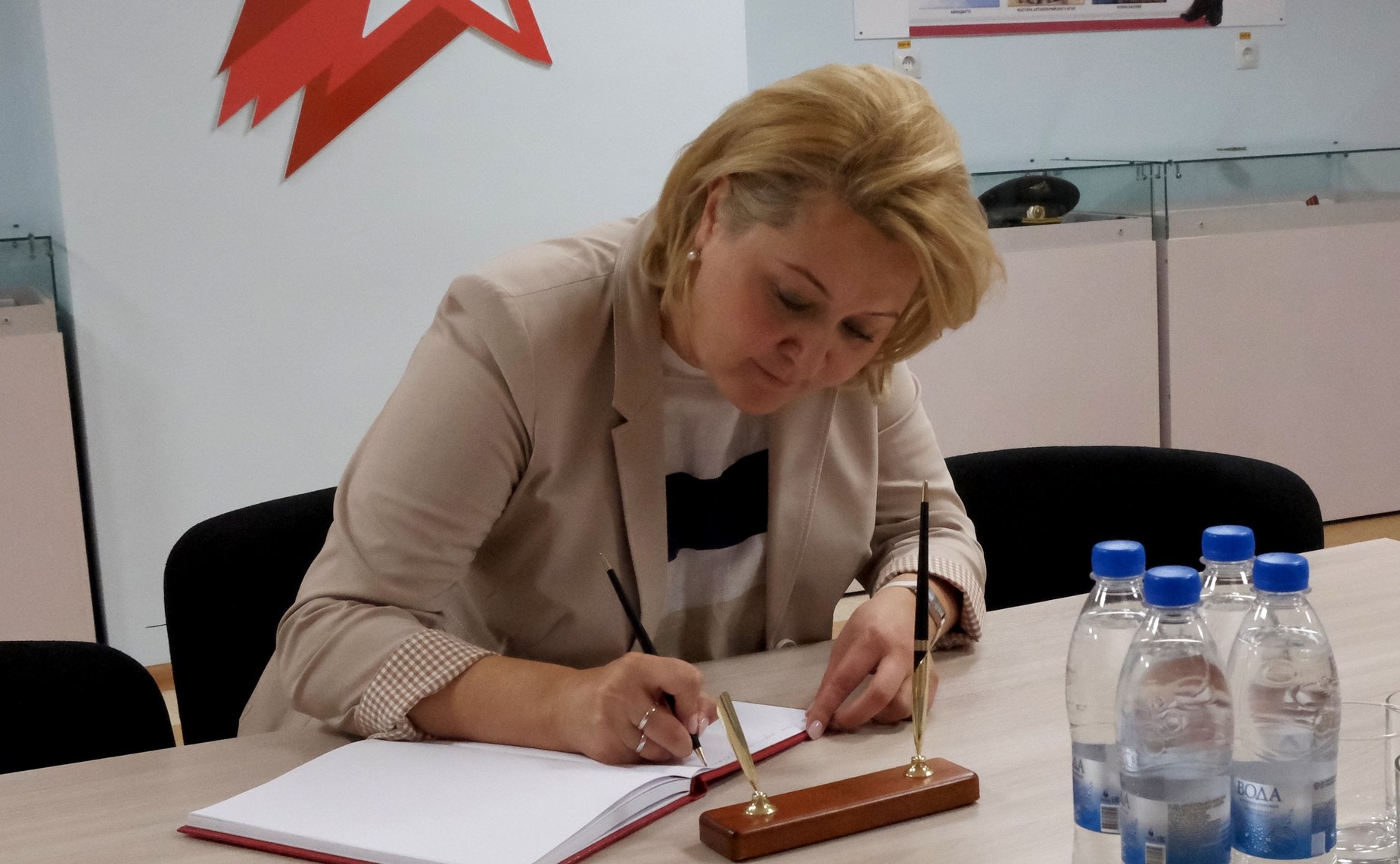 Лилия Гумерова в ходе работы в регионе ознакомилась с проектом реконструкции гимназии № 1 и осмотрела полилингвальную школу № 23