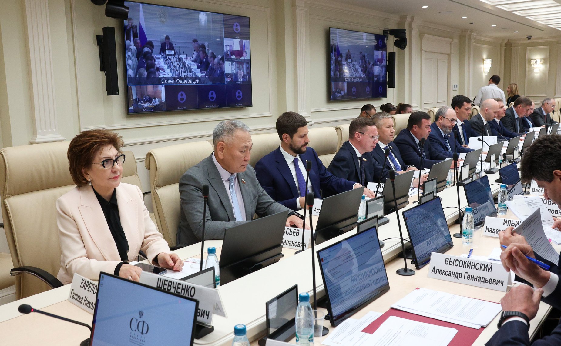 Заседание Комитета Совета Федерации по федеративному устройству, региональной политике, местному самоуправлению и делам Севера
