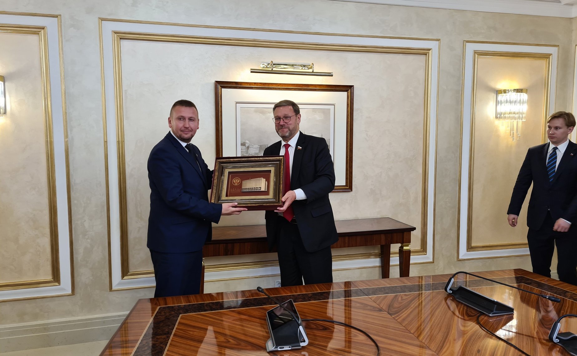 Встреча заместителя Председателя СФ Константина Косачева с Председателем Народного Совета Луганской Народной Республики