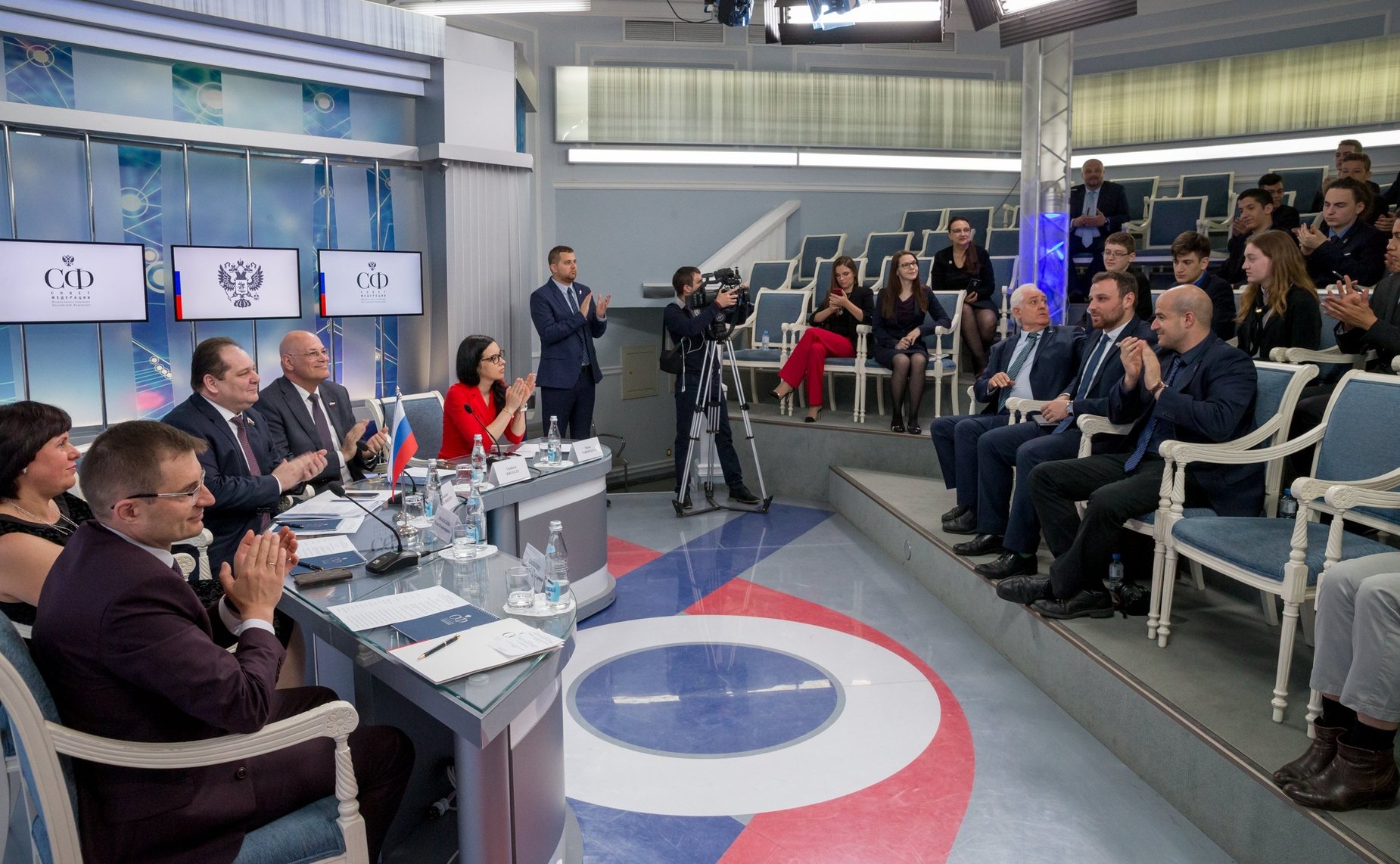 Встреча сенаторов с делегацией школьников-участников проекта «Молодые послы из Израиля»