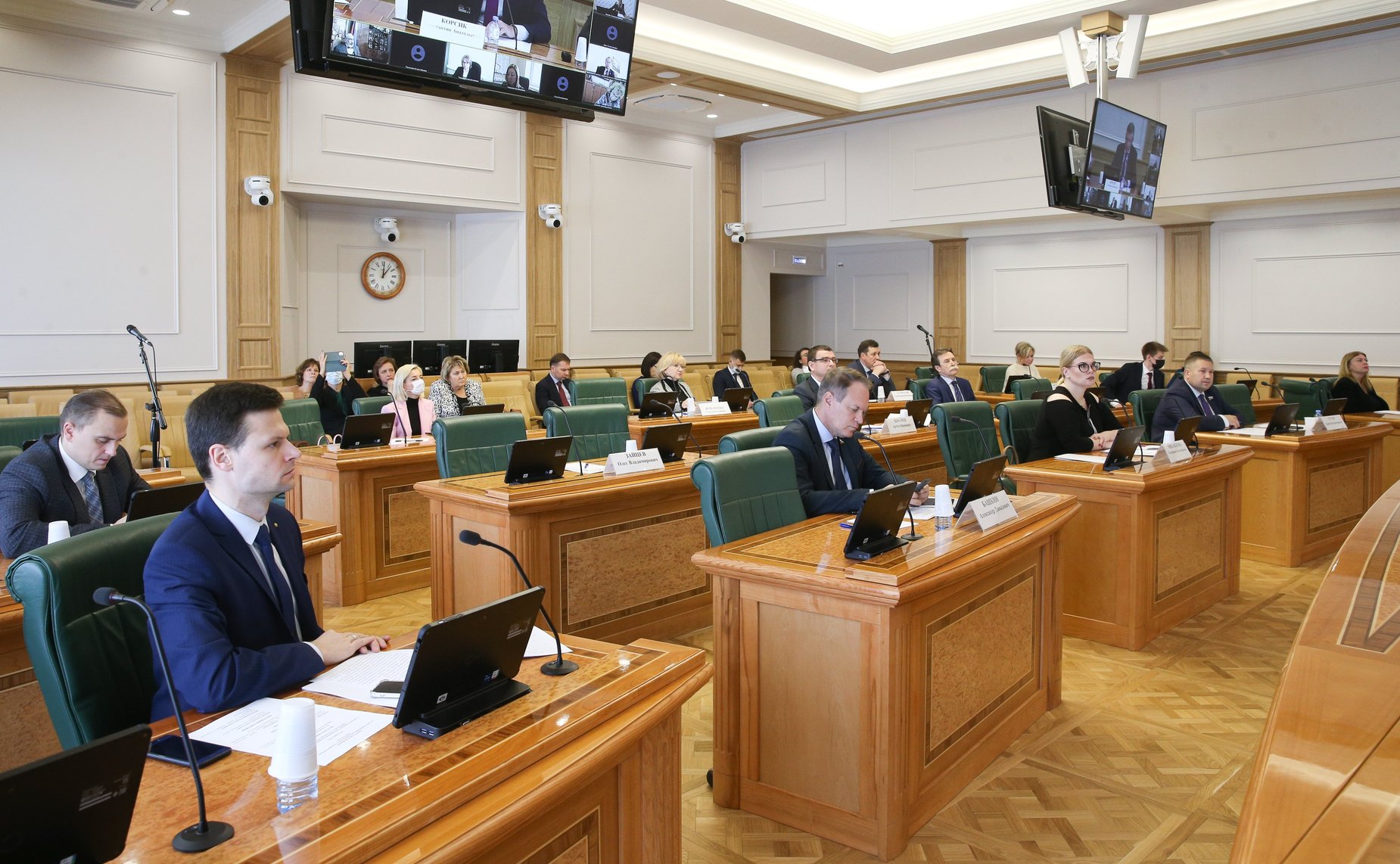 «Круглый стол» Комитета СФ по конституционному законодательству и государственному строительству