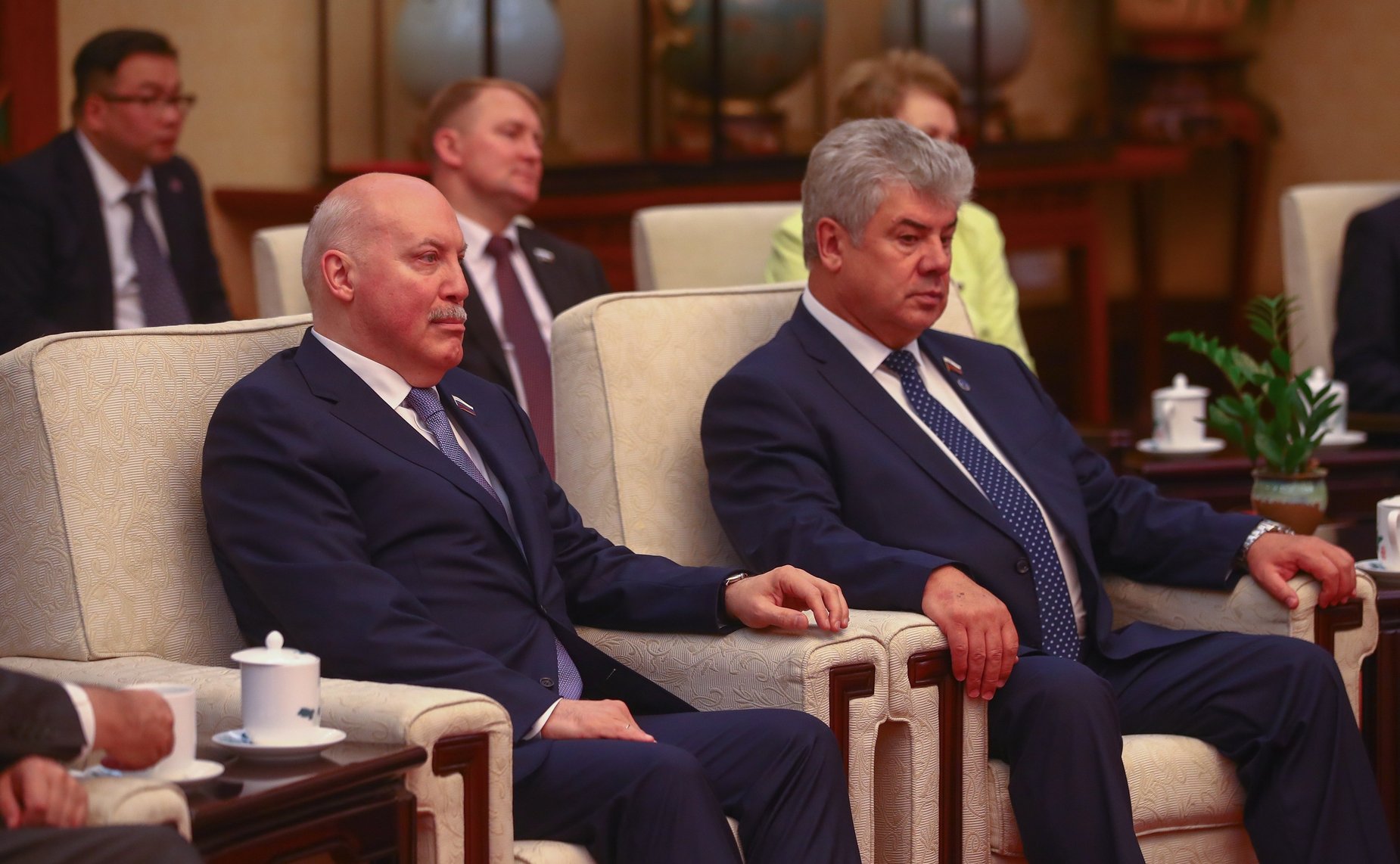 Д. Мезенцев и В. Бондарев