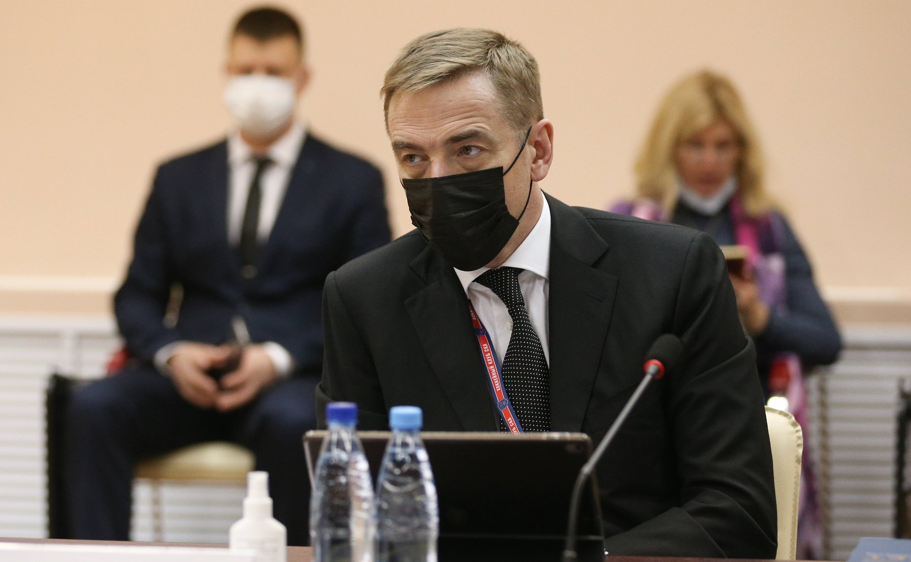 Парламентские слушания на тему «О мерах по противодействию незаконному обороту упакованной питьевой воды, включая природную минеральную воду»