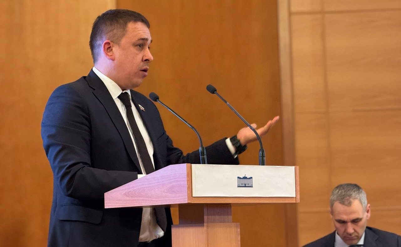 Айрат Гибатдинов выступил в ходе парламентских слушаний на тему «Обеспечение безопасности в образовательных организациях: анализ проблем и предложения по их преодолению»