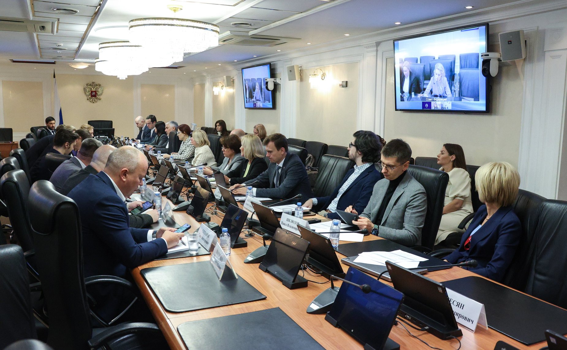 Круглый стол Комитета СФ по социальной политике «Государственная поддержка развития кружков технического творчества молодежи в области развития беспилотных летательных систем»