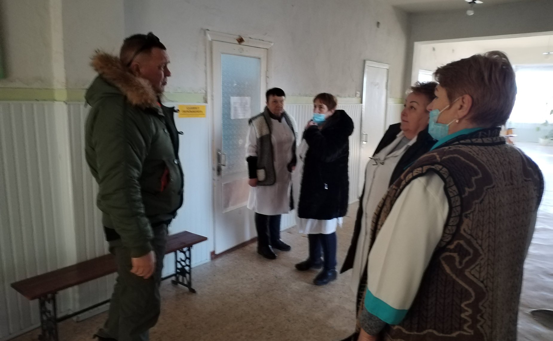 Игорь Кастюкевич доставил аппарат УЗИ в центральную районную больницу поселка Верхний Рогачик Херсонской области