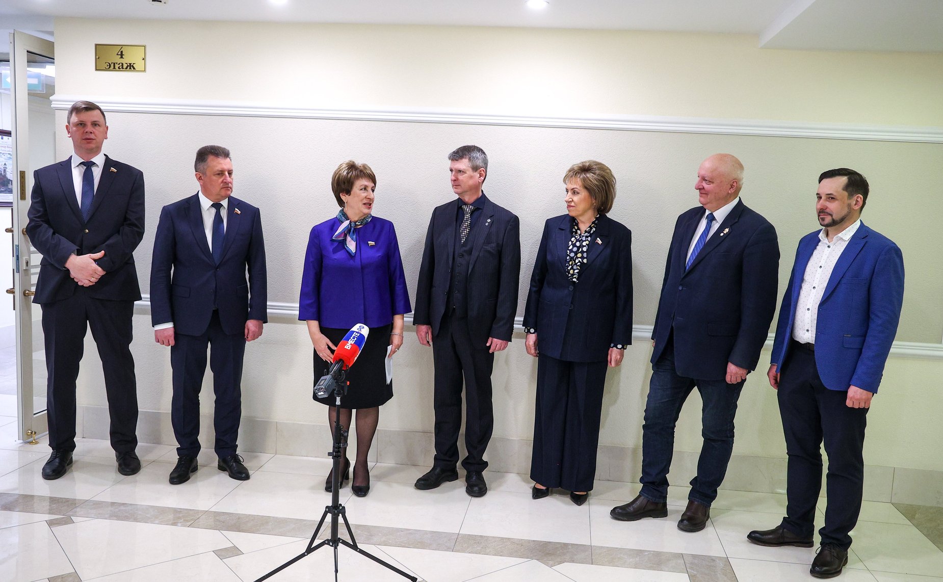 Открытие выставки картин на тему: «Земля Благославенная»