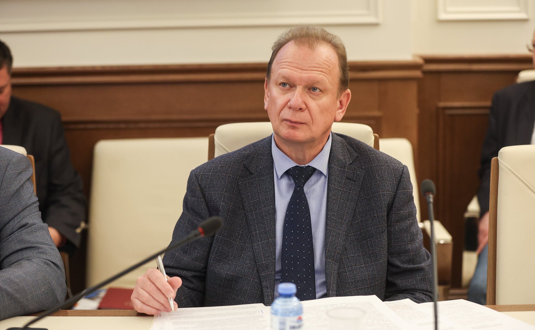 Совещание Комитета СФ по аграрно-продовольственной политике и природопользованию по рассмотрению предложения Правительства Приморского края о внесении изменений в некоторые законодательные акты РФ