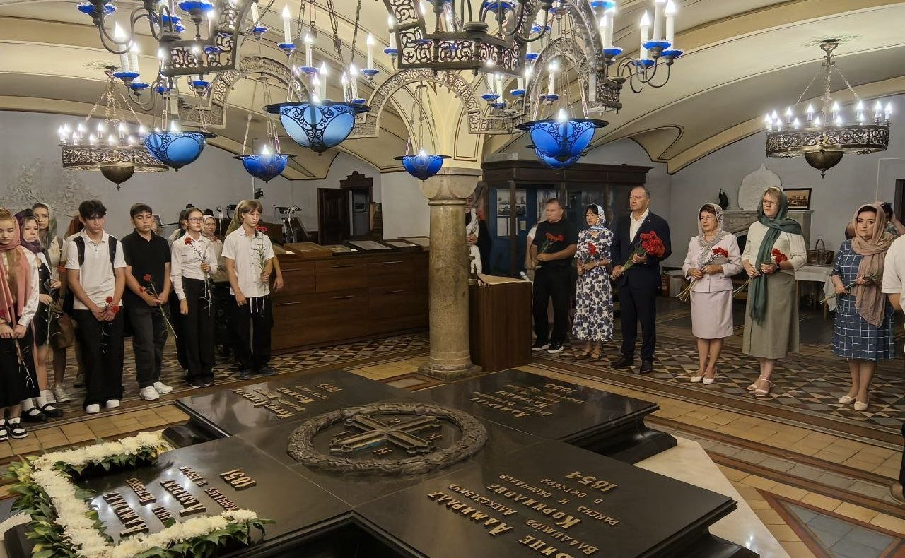 Екатерина Алтабаева приняла участие в торжественных мероприятиях, посвященных памятной дате — завершению Первой обороны Севастополя