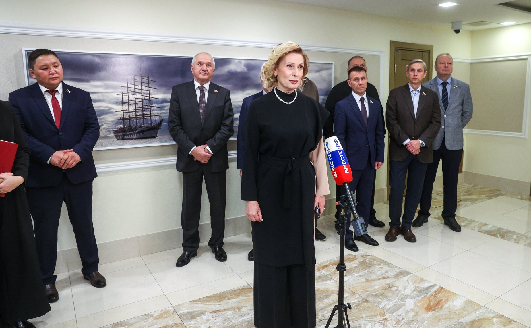 Открытие в Совете Федерации выставки ««Наследие Палеха» 90 лет художественного пути»