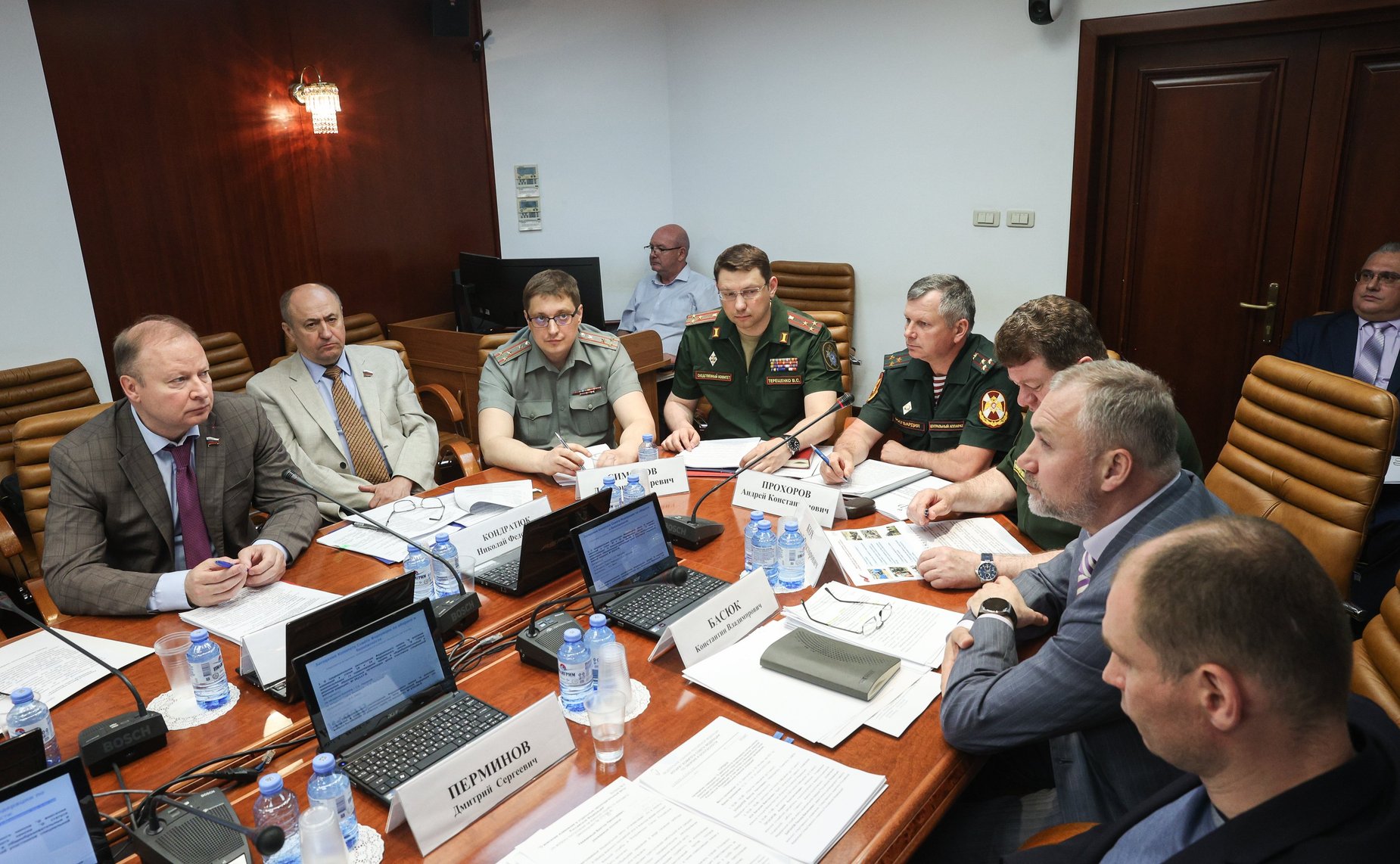 Совещание Комитета СФ по обороне и безопасности на тему: «О деятельности командиров (начальников), военной прокуратуры, военных следственных органов, военной полиции по сокращению небоевых потерь в ВС РФ, в том числе в условиях проведения СВО»
