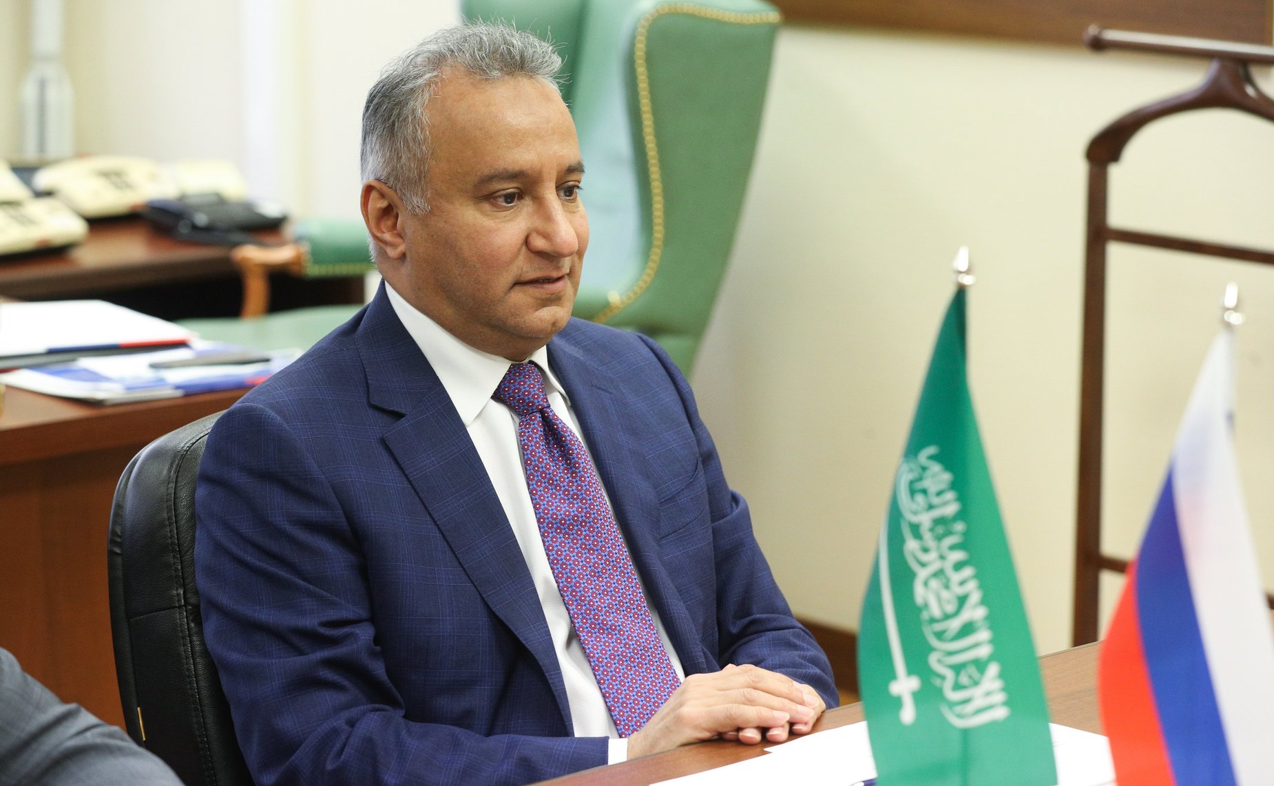 Встреча Ильяса Умаханова с Чрезвычайным и Полномочным Послом Королевства Саудовская Аравия в Российской Федерации Абдулрахманом Аль-Ахмедом