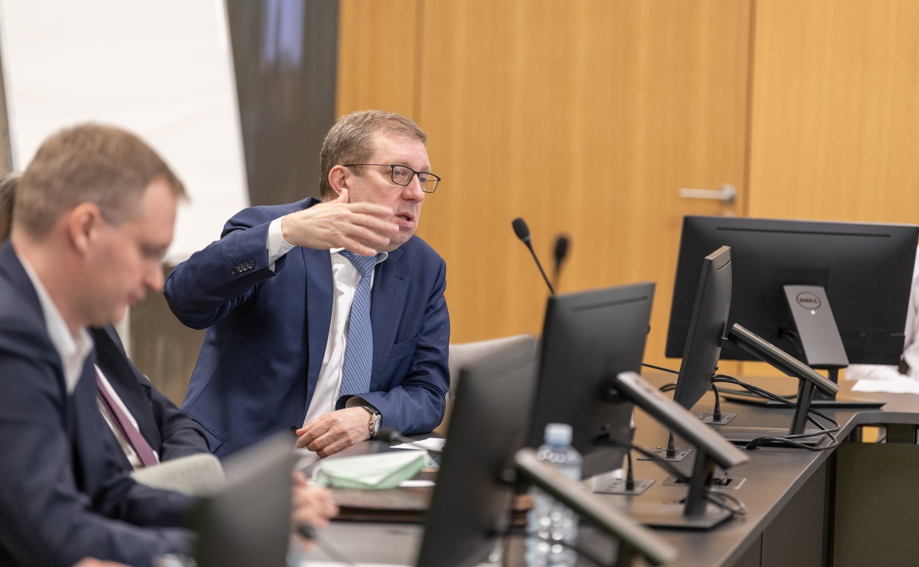 Делегация Совета Федерации во главе с председателем Комитета Совета Федерации по аграрно-продовольственной политике Алексеем Майоровым ознакомились с деятельностью Сколковского института науки и технологий (Сколтех)