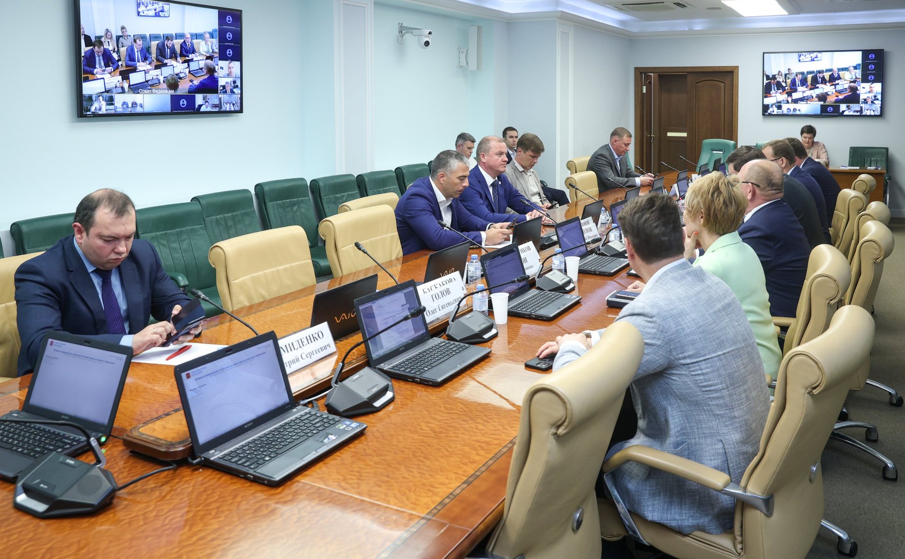Круглый стол Комитета Совета Федерации по экономической политике совместно с Комитетом Совета Федерации по аграрно-продовольственной политике и природопользованию «Вопросы модернизации отделений почтовой связи на сельских территориях»
