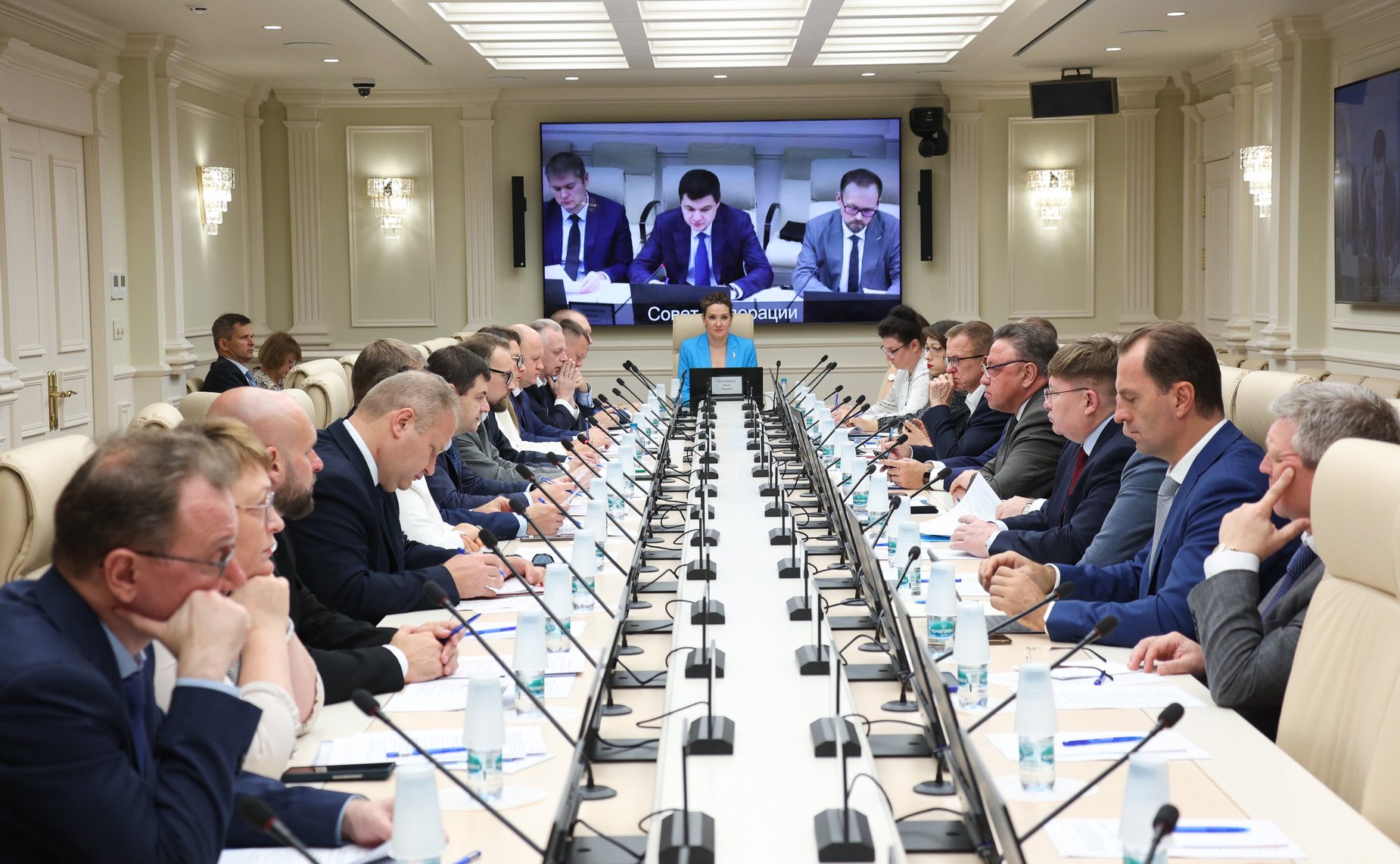 Заседание Комиссии СФ по мониторингу законодательства РФ в сфере государственного контроля (надзора) и муниципального контроля в РФ на тему «Анализ эффективности внедрения в работу контрольных органов индикаторов риска нарушения обязательных требований»