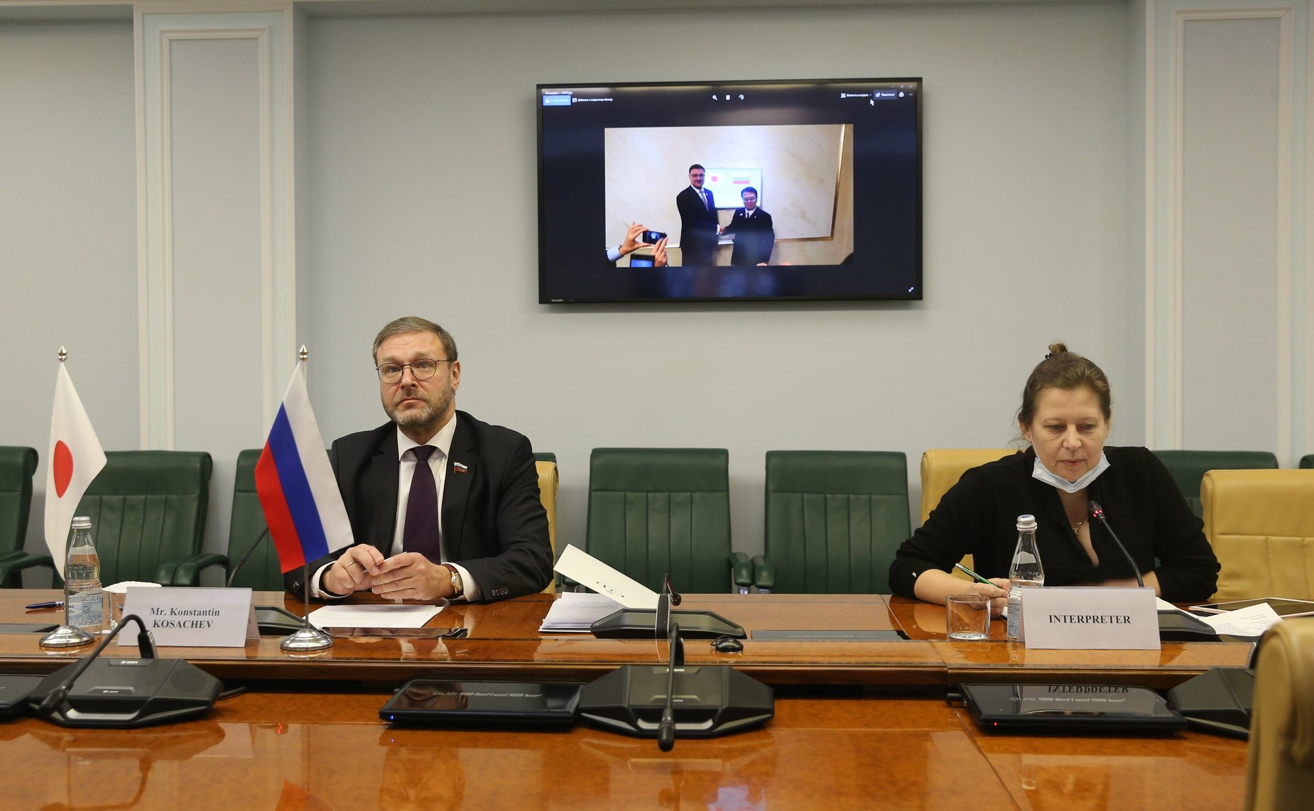 Встреча Константина Косачева с председателем Дискуссионного клуба ЛДП Палаты советников Парламента Японии Хиросигэ Сэко