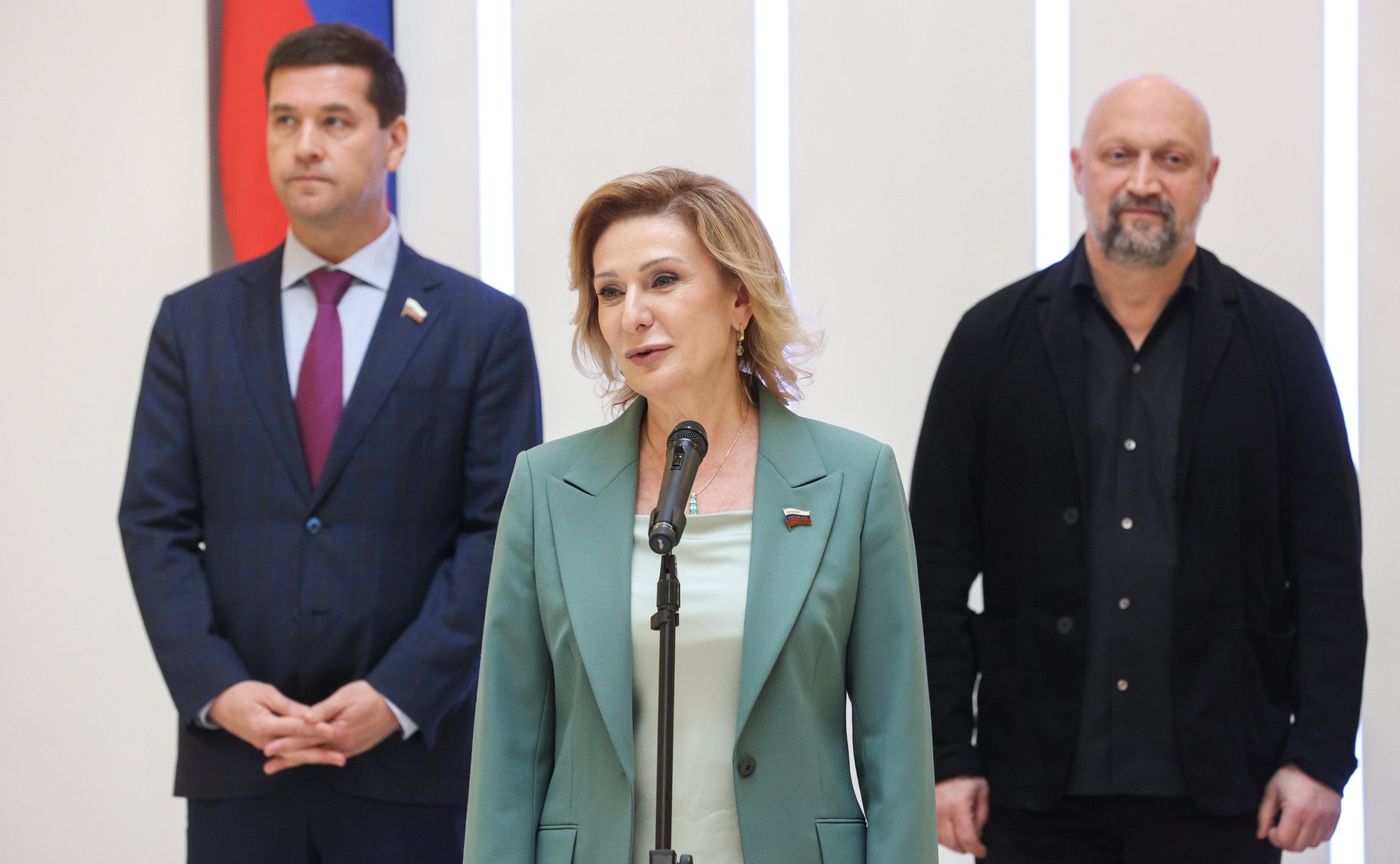 Инна Святенко и Андрей Чернышев поприветствовали в Совете Федерации детей, которые являются победителями и призёрами паралимпийских чемпионатов