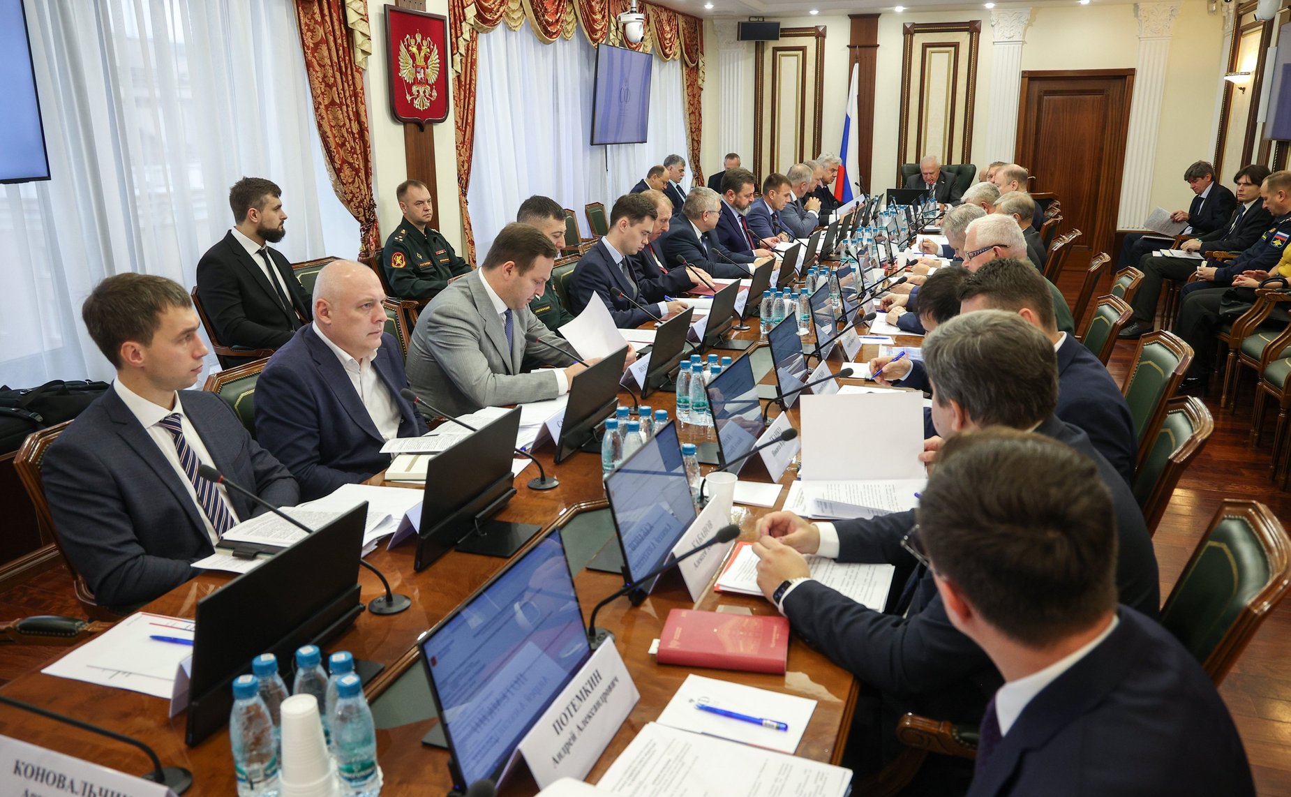 Совещание Комитета СФ по обороне и безопасности «Проблемные вопросы внедрения современных беспилотных систем, а также средств противодействия их противоправному применению»