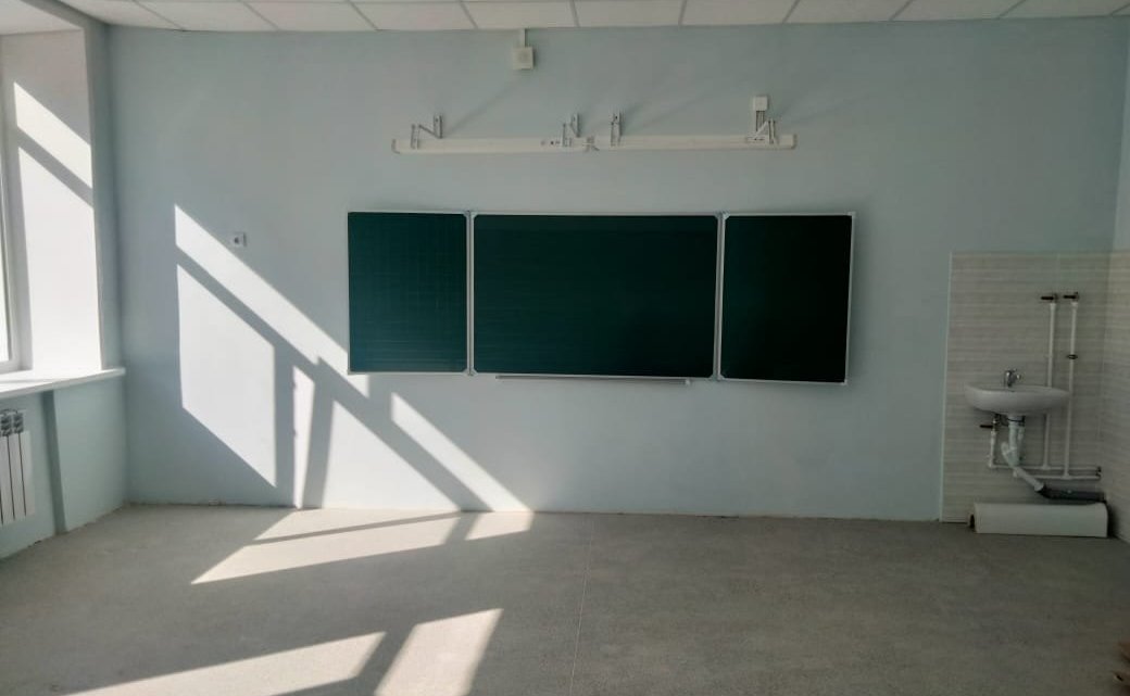 Сергей Мартынов в рамках работы в регионе ознакомился с ходом капитального ремонта школ в селе Зашижемье и деревне Лажъял