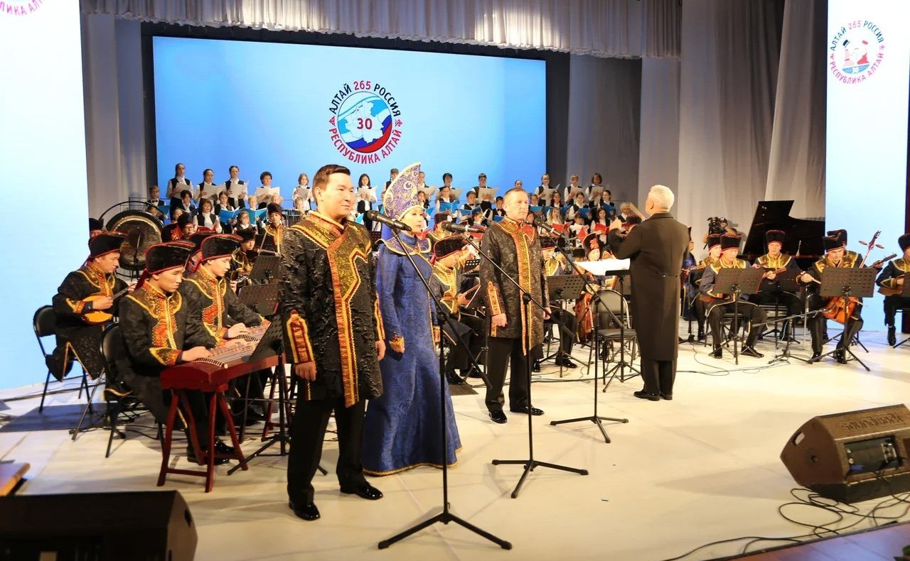 Татьяна Гигель приняла участие в официальных торжествах, посвященных 30-летию образования Республики Алтай