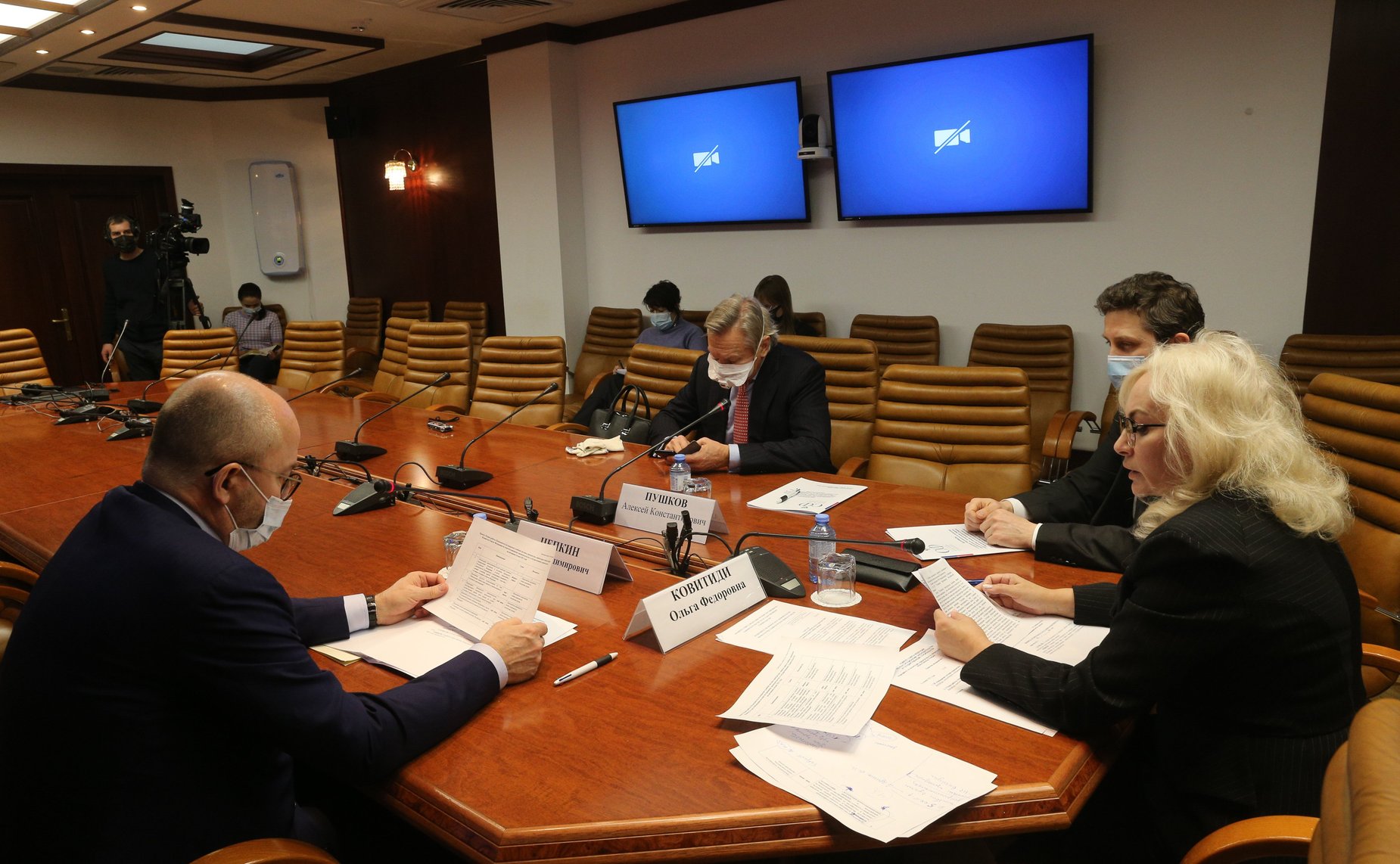 Заседание подкомитета по вопросам судебной власти, прокуратуры, защиты прав и свобод граждан Комитета СФ по конституционному законодательству и государственному строительству