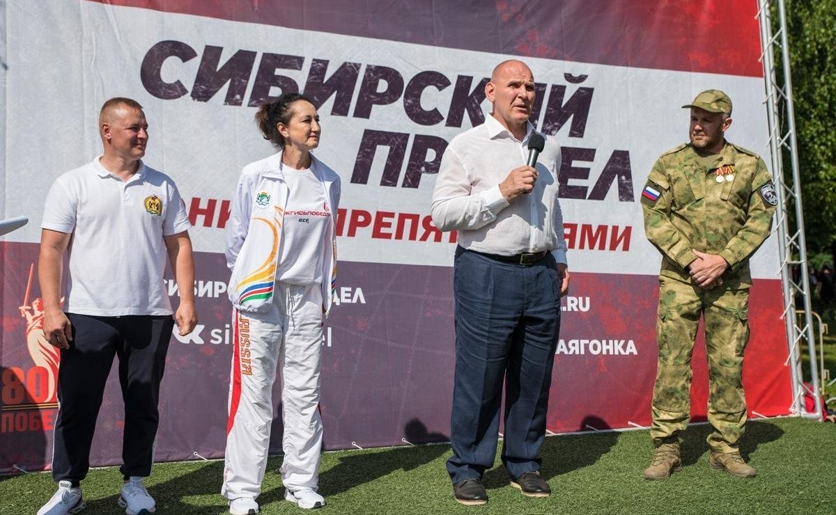 Александр Карелин принял участие в мероприятиях, посвящённых Дню молодёжи и Дню города Новосибирска